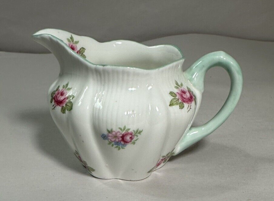 Shelley UK Creamer Vintage Bone China - Rd 272101