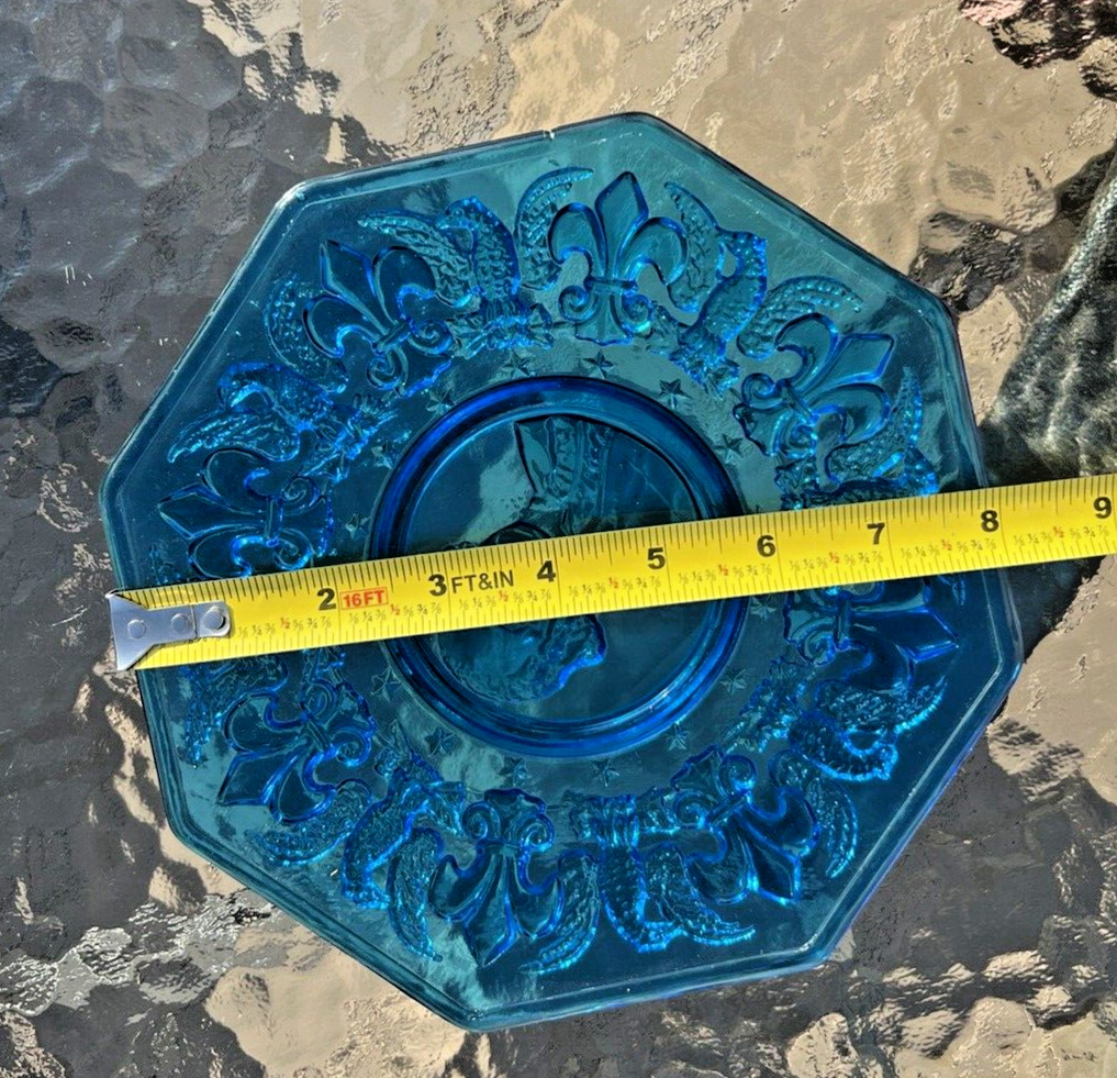 Blue Glass George Washington Plate - 8" - Immaculate - Image 4