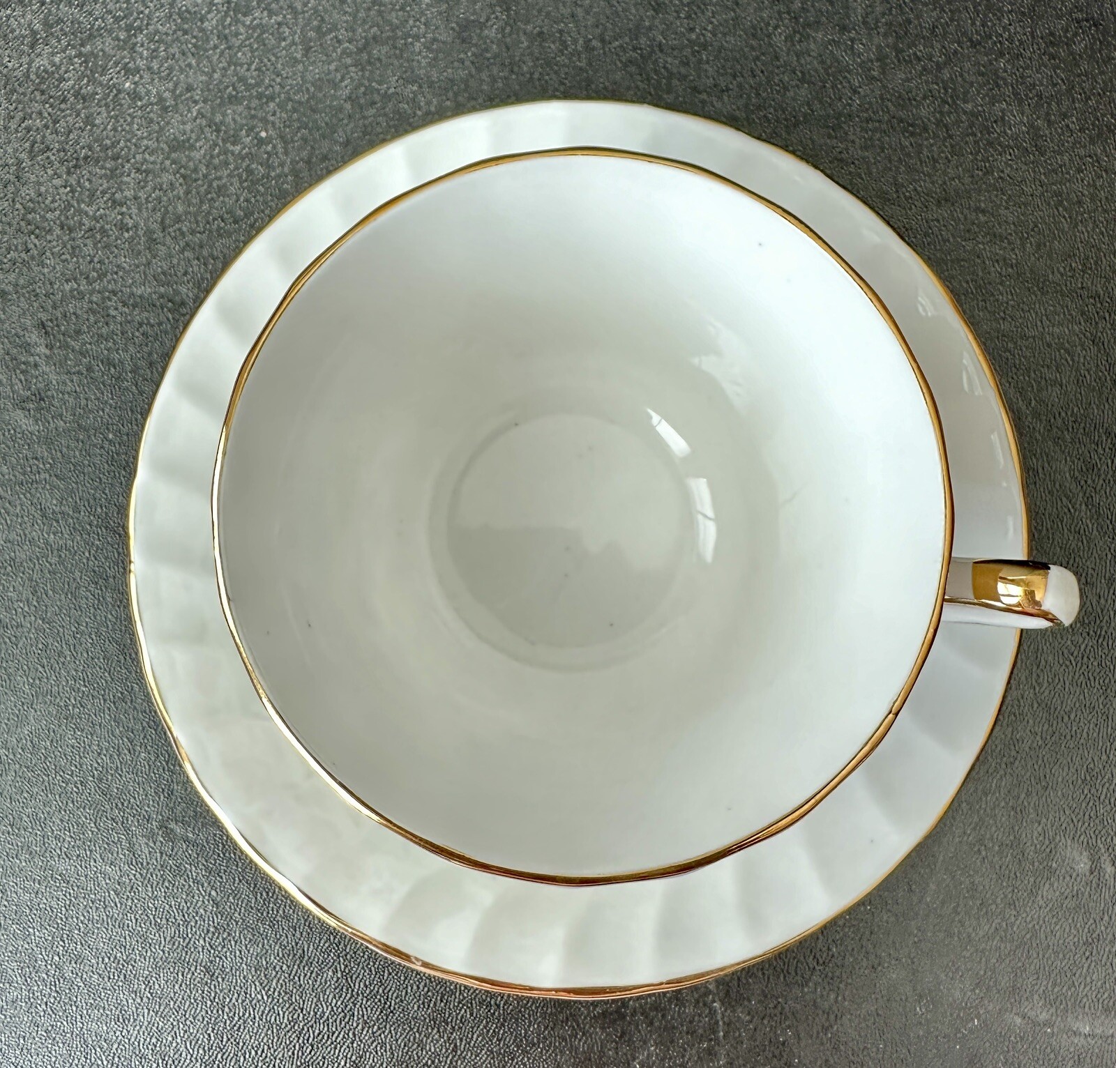 Royal Sutherland Staffordshire UK Teacup & Saucer - Bird and Floral Gold Trim - Image 4