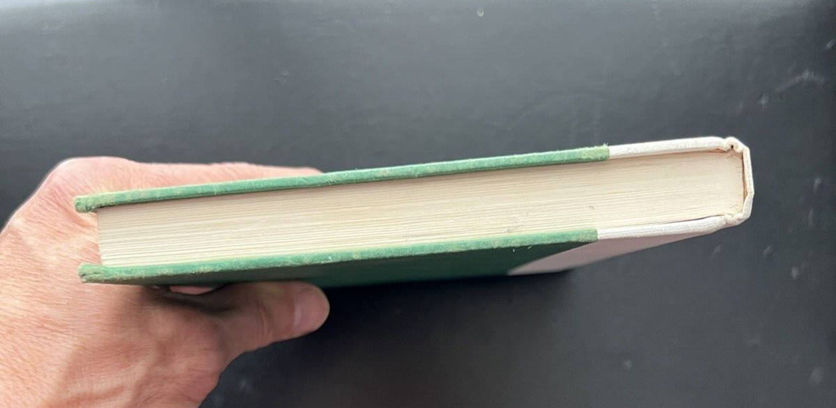 KC JONES - Rebound - Basketball Hardcover - Boston Celtics - No DJ - Image 5