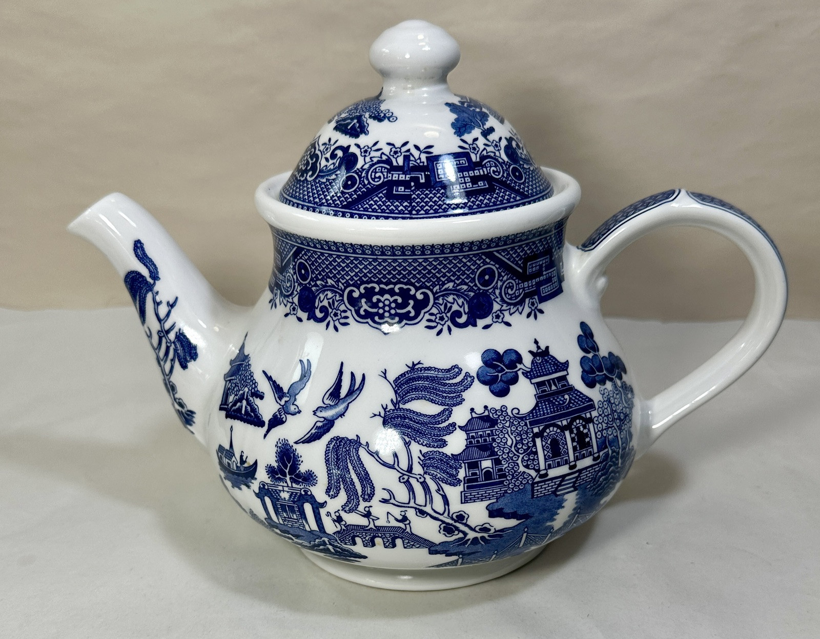 Vintage Churchill Blue Willow Teapot Made In England Staffordshire White China - Image 3