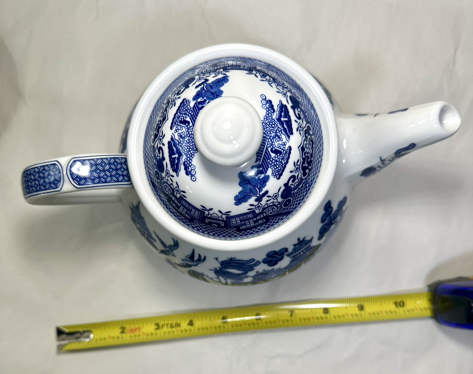 Vintage Churchill Blue Willow Teapot Made In England Staffordshire White China - Image 4
