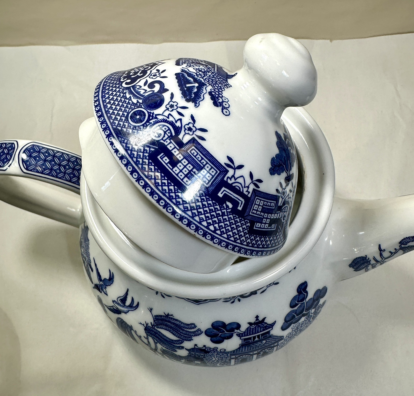 Vintage Churchill Blue Willow Teapot Made In England Staffordshire White China - Image 8
