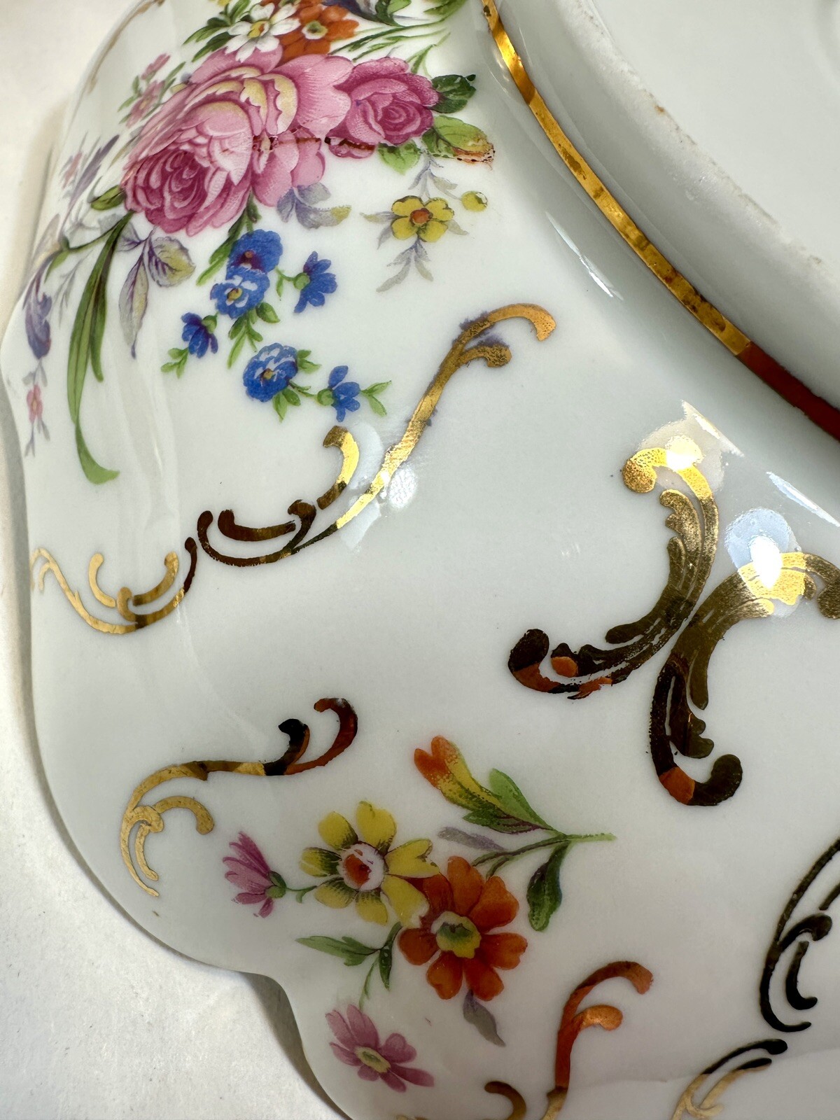 France Louis Lourioux Foecy Serving Bowl and Ladle - Gold Trim - Immaculate - Image 4