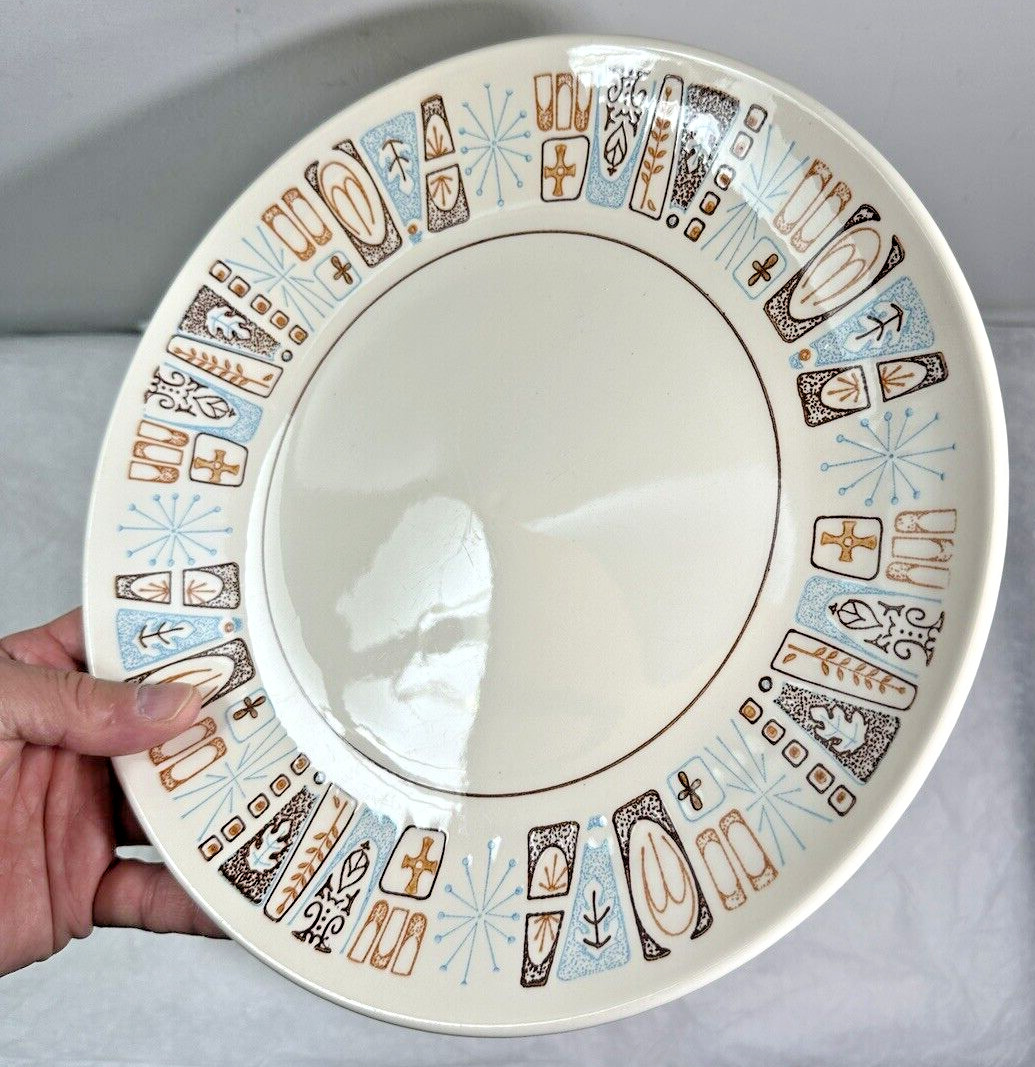 One (1) Taylor Smith Taylorstone Moderne Atomic Dinner Plate - 10 1/2"