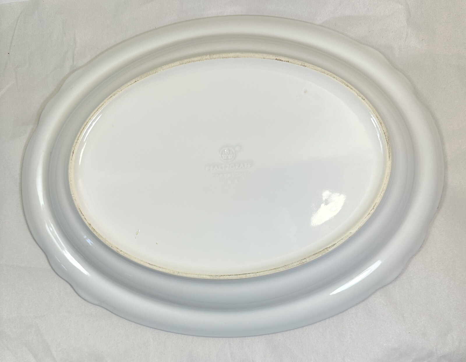 Pfaltzgraff Gazebo White - 11" X 14 1/2" Oval Scalloped Serving Platter - Image 3