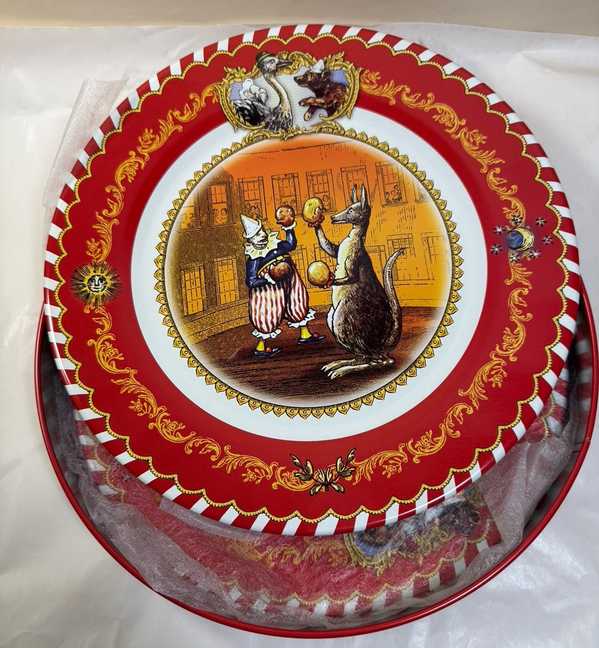 Restoration Hardware Circus Party Tin Plates, 4-Pack, 10” - UNUSED - Image 3