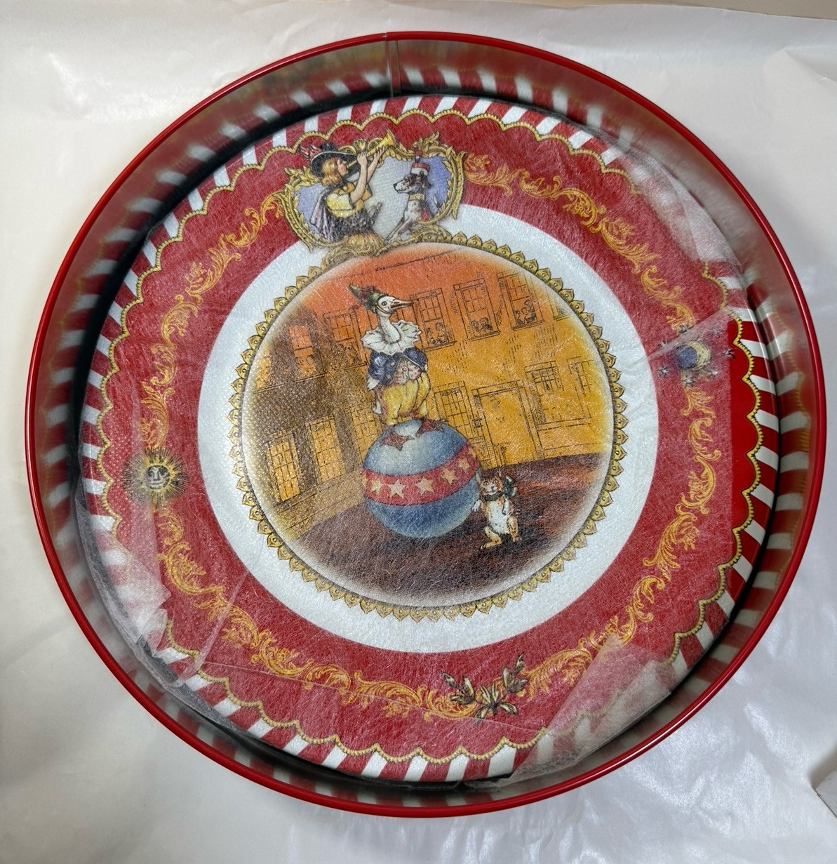 Restoration Hardware Circus Party Tin Plates, 4-Pack, 10” - UNUSED - Image 7