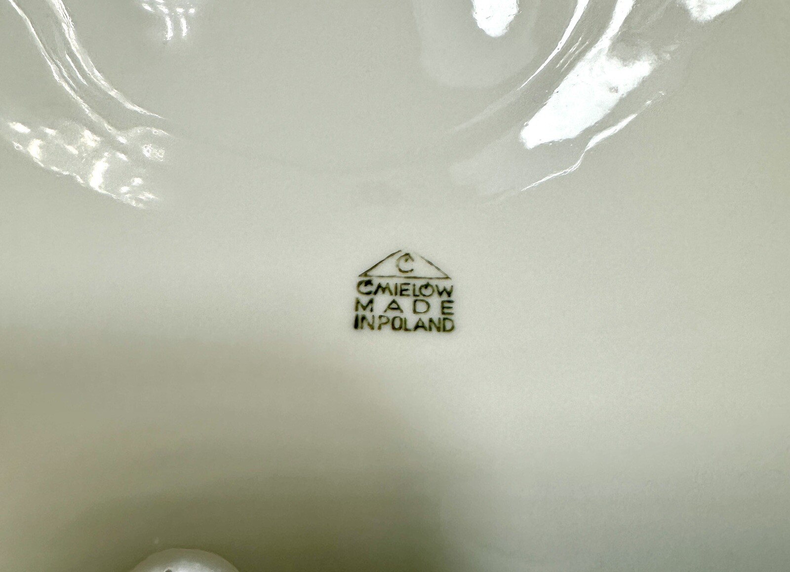 Set of 2 Louise Dinner Plates Cmielow - Scalloped 10-1/4" - Poland - Purple Pink - Image 3