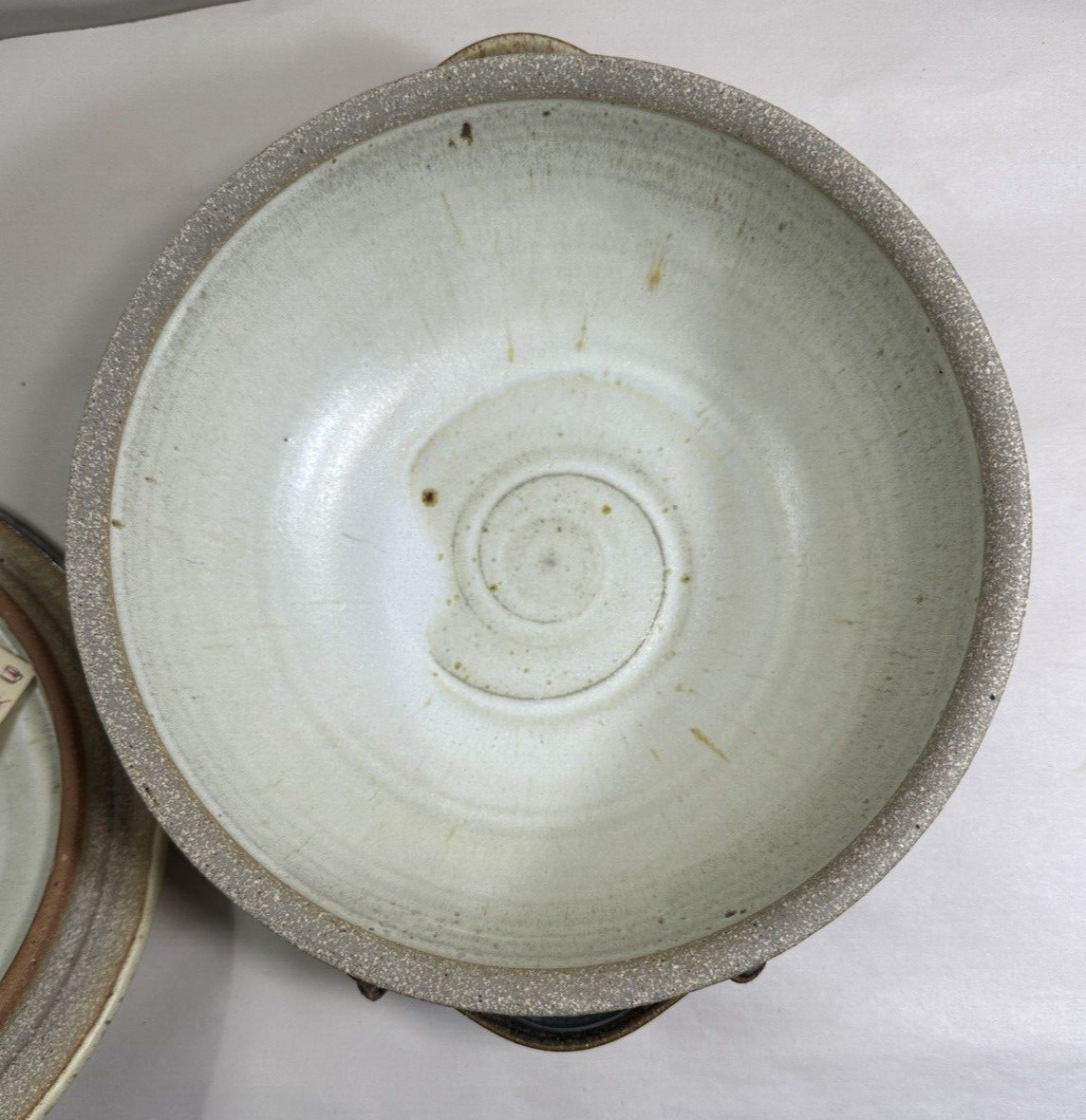 Annapolis Pottery Oven Ware - Covered 9" Casserole - Unused - Image 12