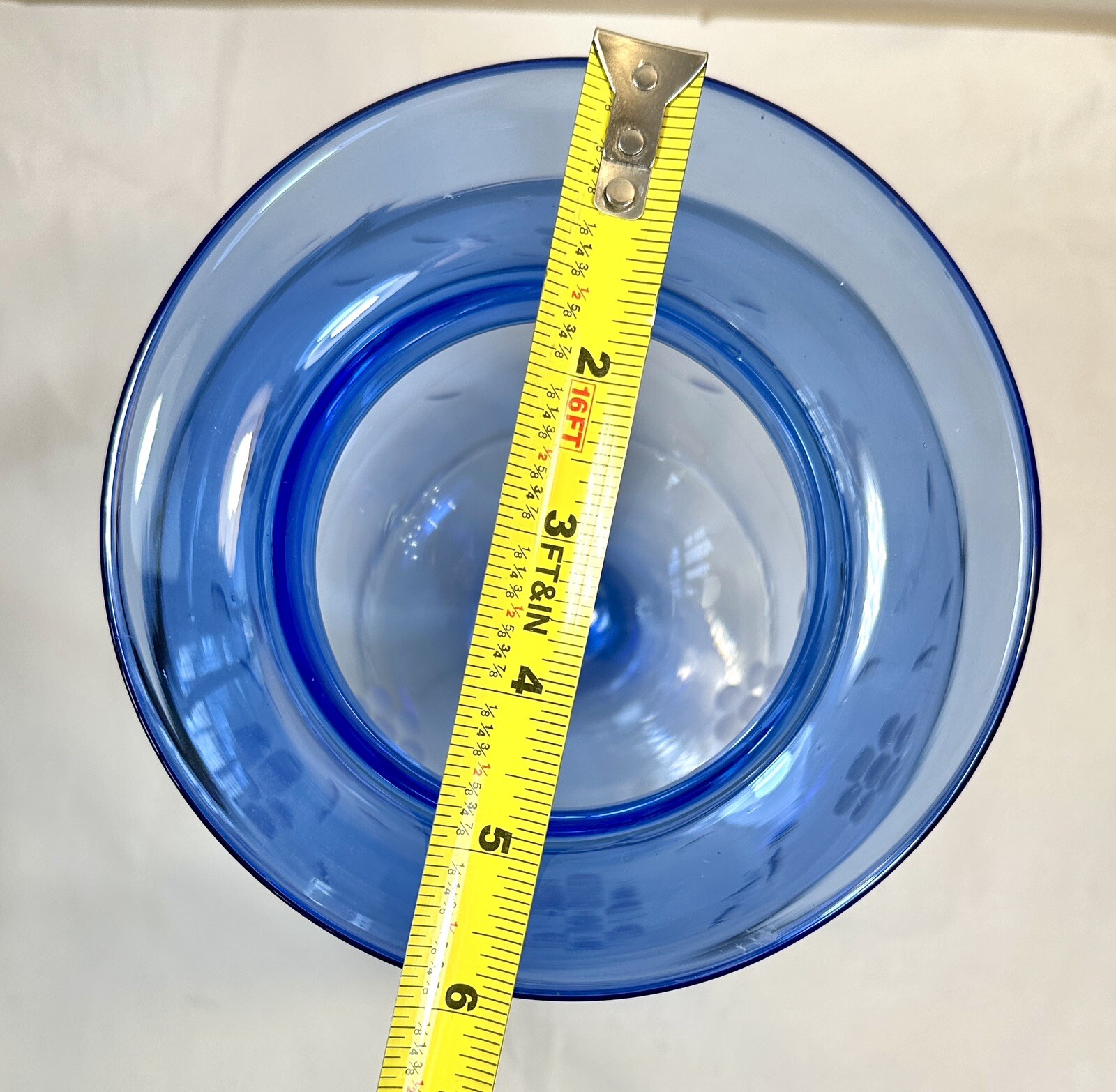 Ftd Florists Transworld Delivery Blue Etched Glass Pedestal Vase 9" Tall - Image 6