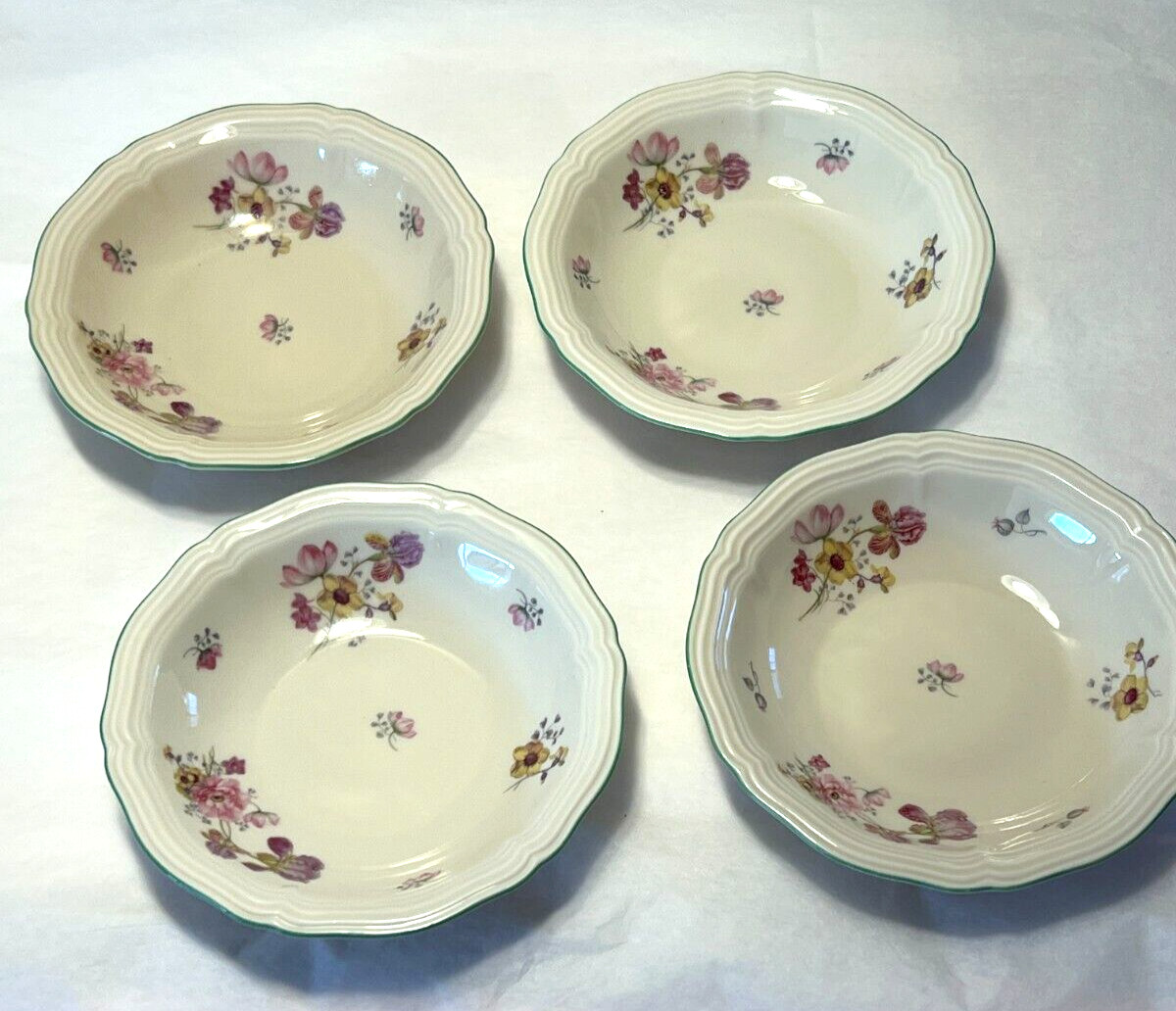 Set of 4 Rosenthal Continental Bahnhof Selb Germany Chippendale Bowls 5 1/4 inch