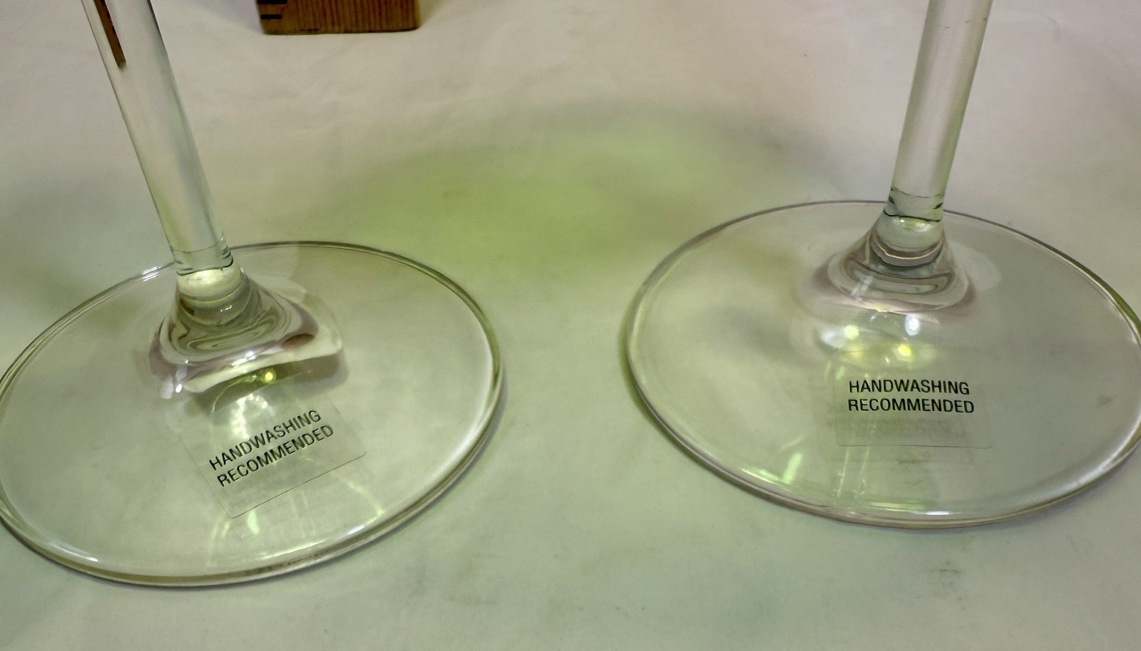 Crate and Barrel Lime Green Balloon Wine Glasses Set of 2 - NOS with Tags - Image 4