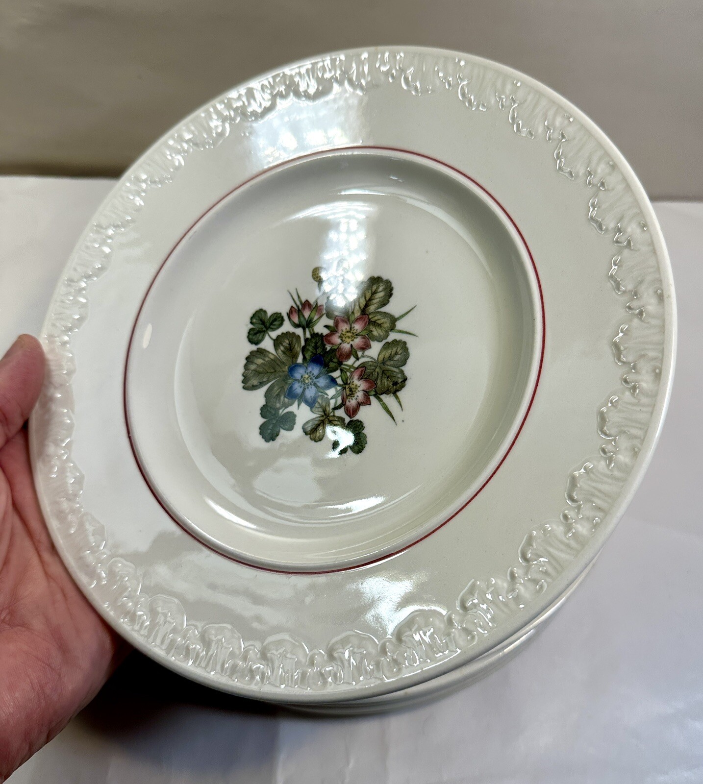 Set Of 6 (Six) Wedgwood PEMBROKE Salad / Bread Plates Corinthian T428 - 8 3/8" - Image 1