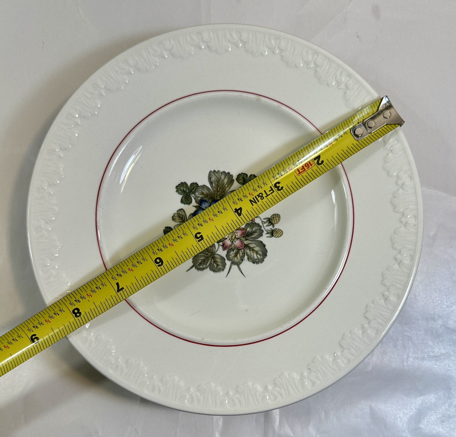 Set Of 6 (Six) Wedgwood PEMBROKE Salad / Bread Plates Corinthian T428 - 8 3/8" - Image 2