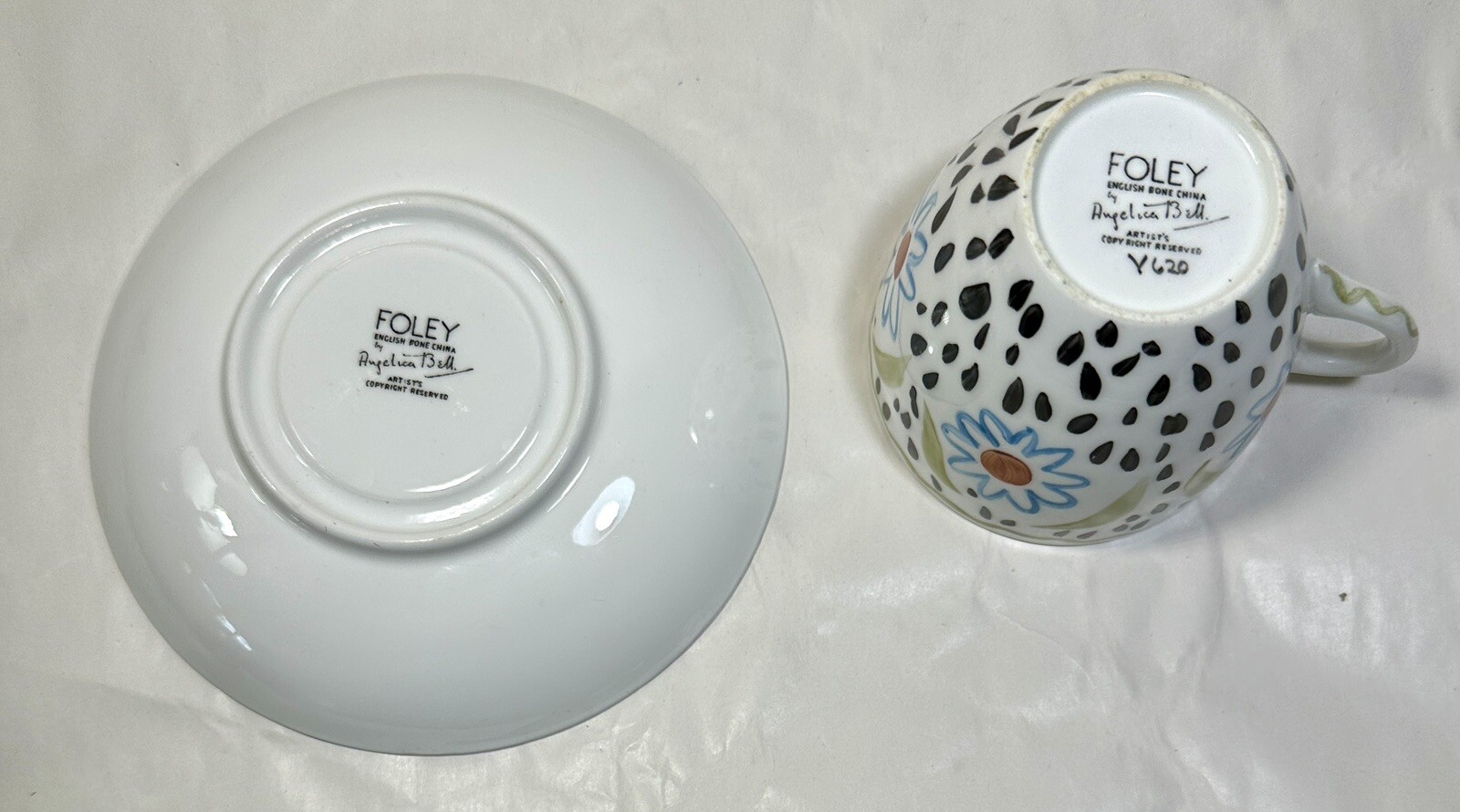 Angelica Bell 1934 Foley England Bone China Tea Cup & Saucer - Mint - Image 7