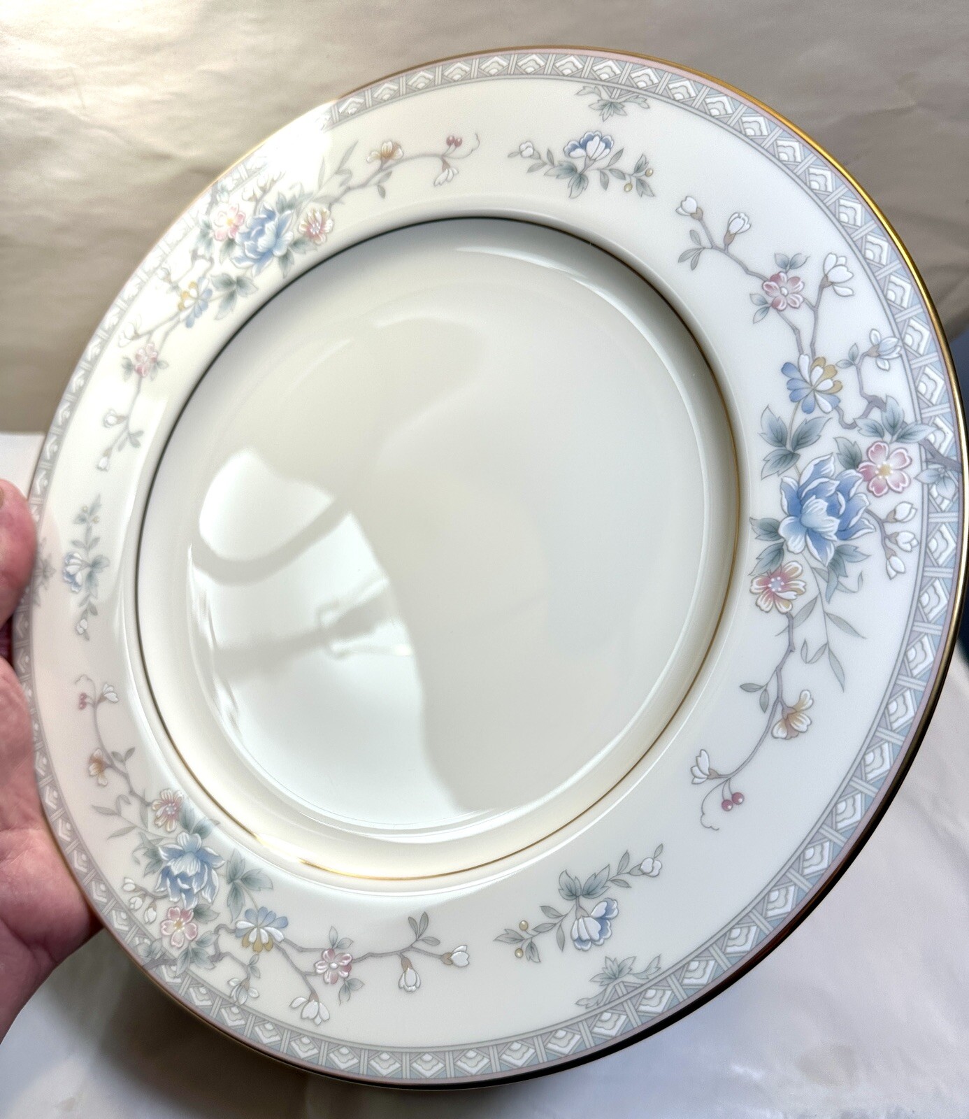 Set of Five NEW Noritake Mandarin Garden Dinner Plates 10-5/8" - Unboxed Mint - Image 5
