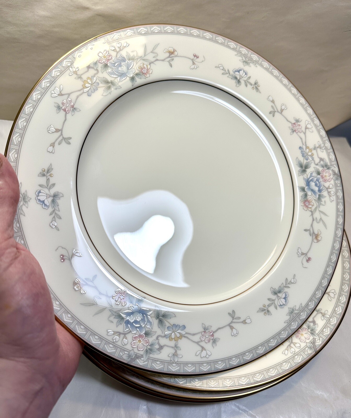 Set of Five NEW Noritake Mandarin Garden Dinner Plates 10-5/8" - Unboxed Mint