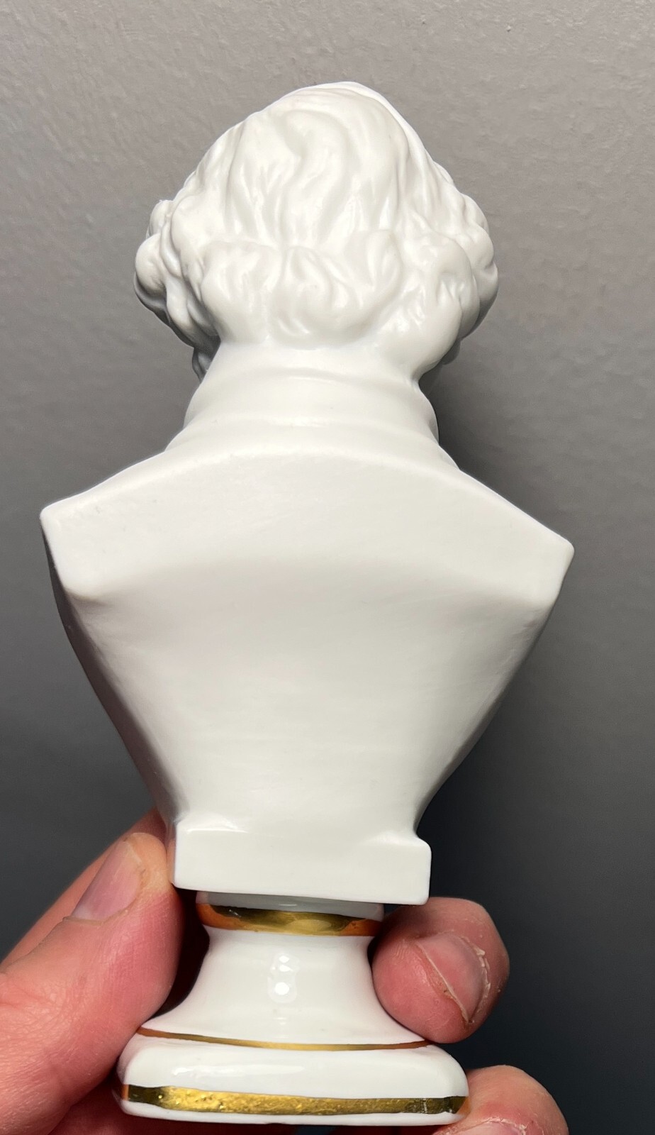 23/349X Bisque Porcelain Gold Trim Mendelssohn 5 inches tall - Image 1