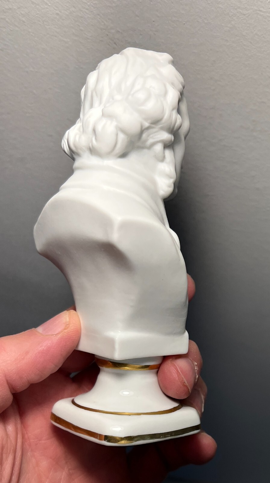 23/349X Bisque Porcelain Gold Trim Mendelssohn 5 inches tall - Image 2