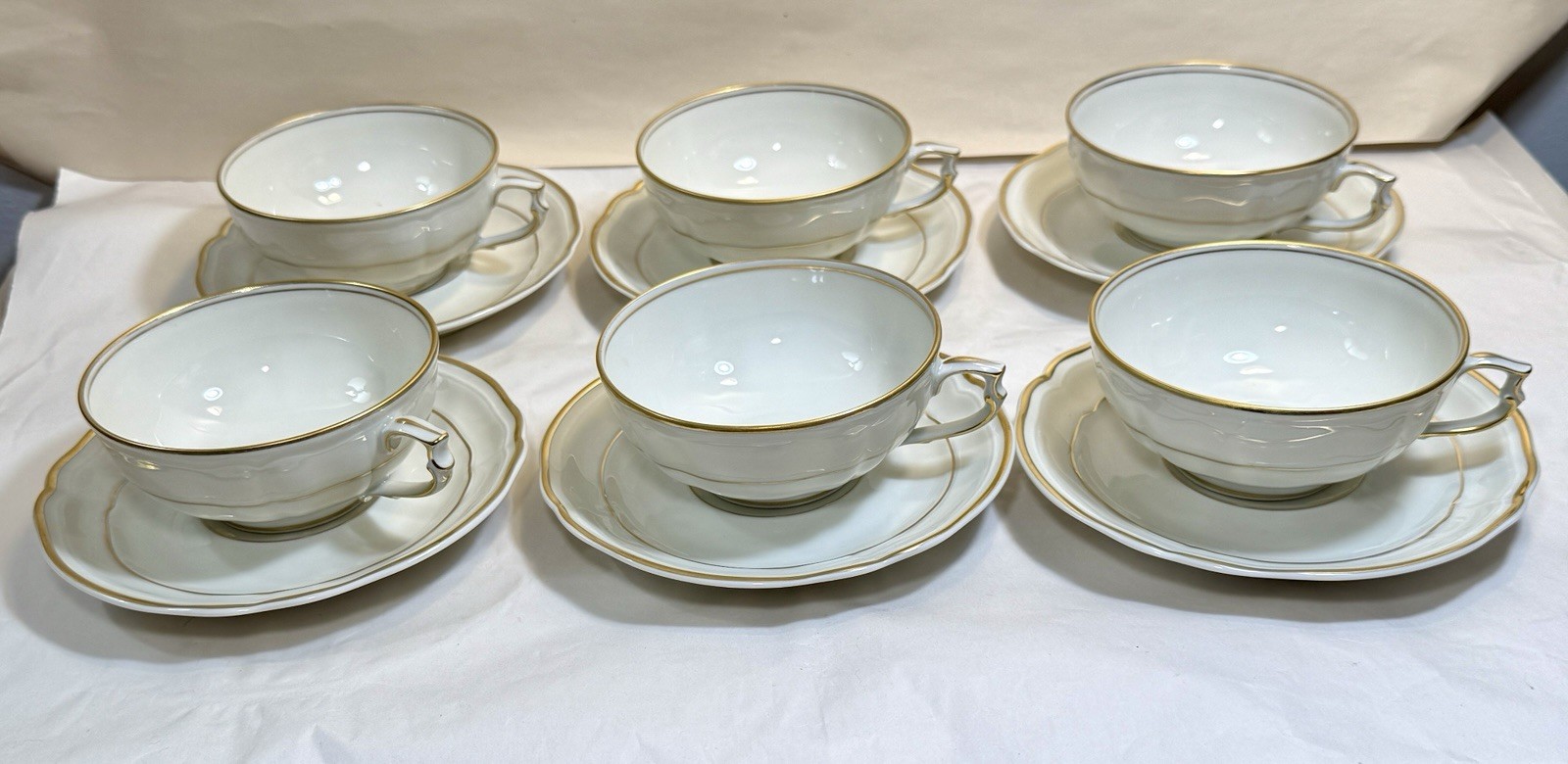 One Bernardaud Limoges Louis XV Teacup and Saucer - Flawless, Unused - Image 7