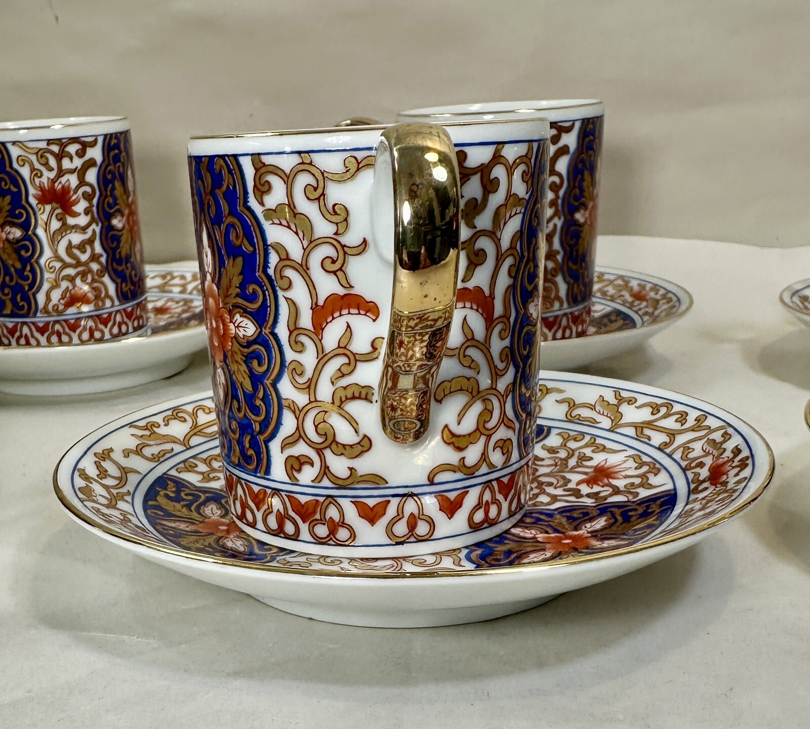 Set of Six (6) Vintage Japanese Fukusen Original Imari Demitasse Cups & Saucers - Image 2