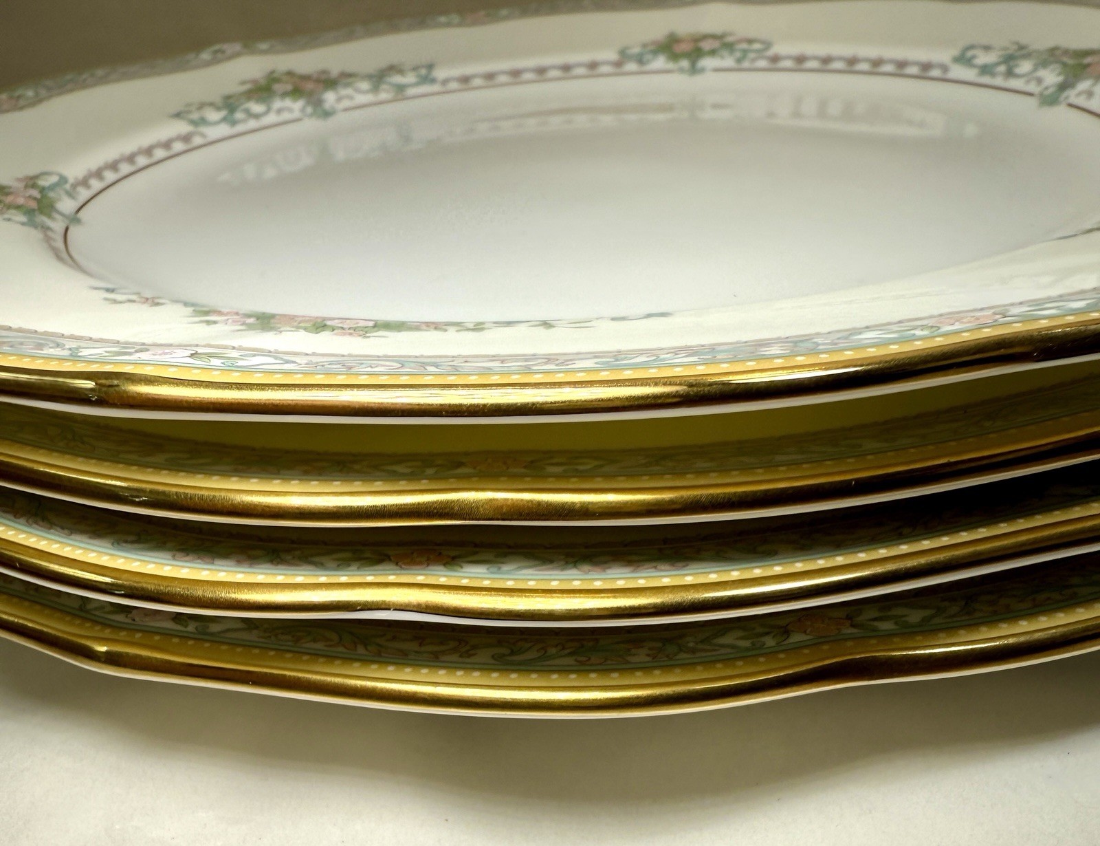 Mikasa Bridal Bouquet Dinner Plates - Set of Four - 10-1/2" - CAP08 - Image 11