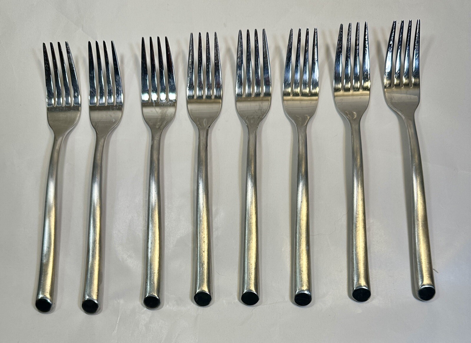 One (1) Mikasa Satin Wave Forged Stainless Flatware Place Setting - Five Pieces - Image 6