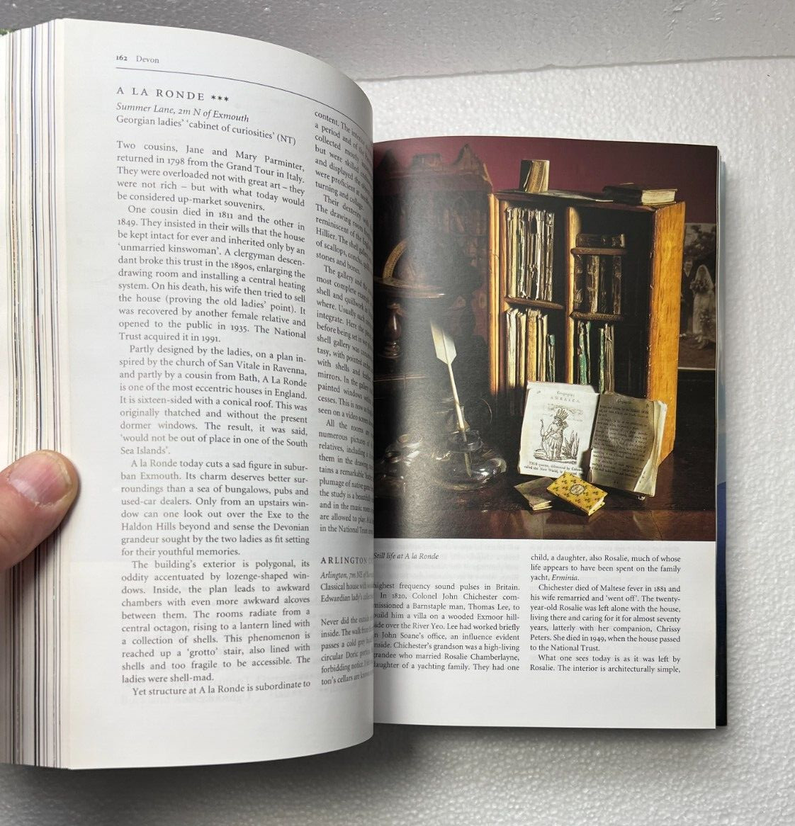 SIGNED: England's Thousand Best Houses - Simon Jenkins - Hardcover - Image 3