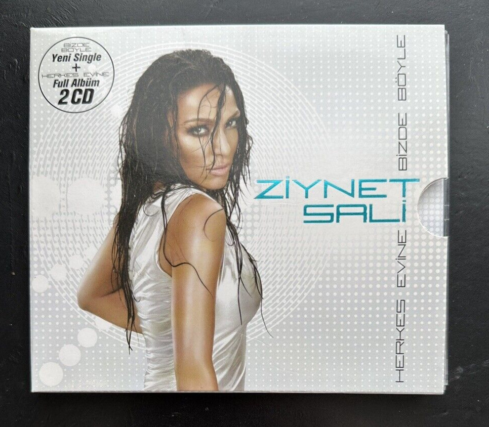 ZIYNET SALI ** Herkes Evine / Bizde Böyle **