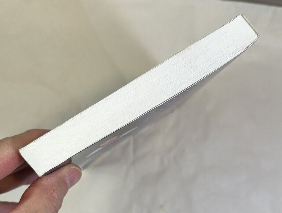 Toxic New Year: The Day That Wouldn't End - Judith Lucci - Signed by the Author - Image 3