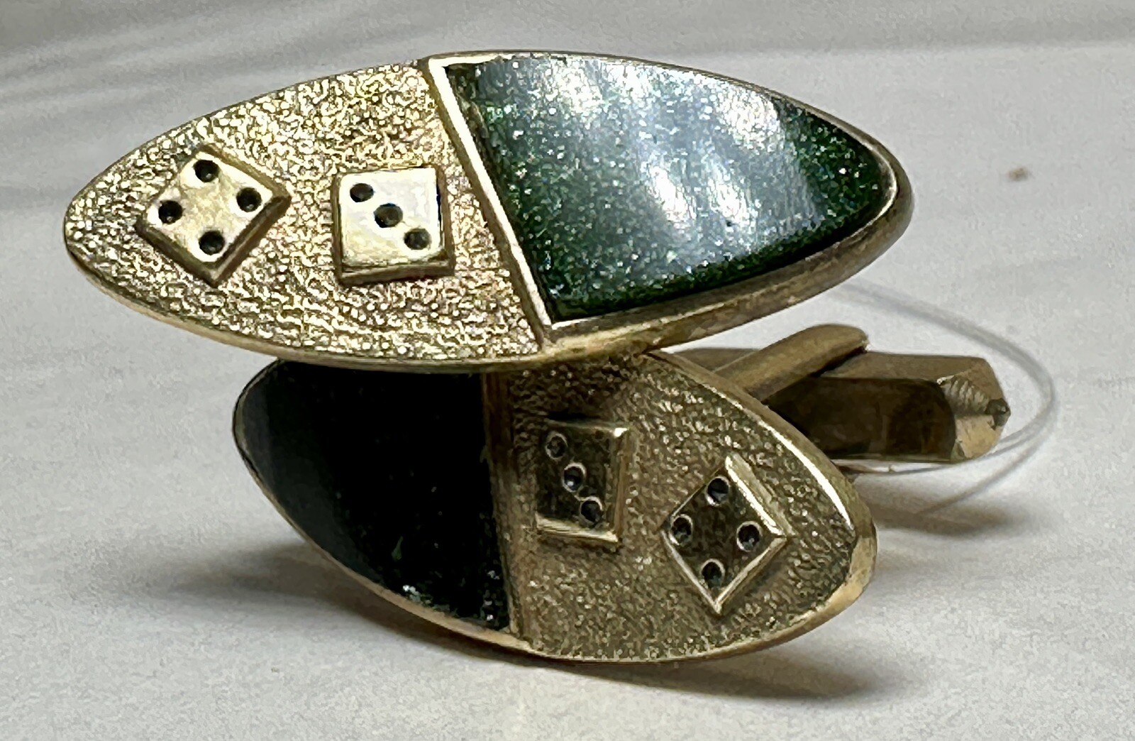 Vintage Men’s Gold Tone / Green Sparkle Dice Cufflinks - Image 1