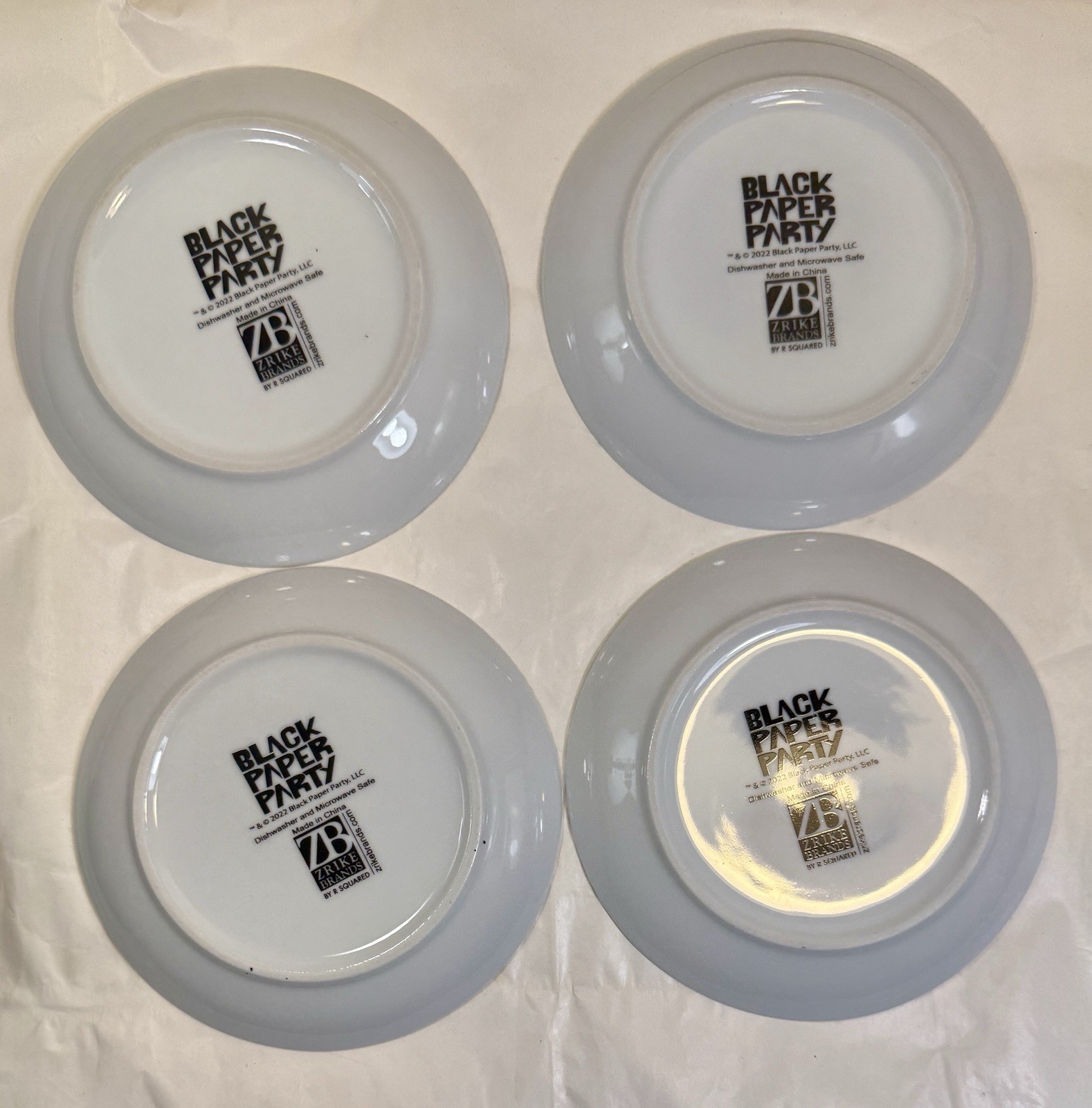 Set of 4 Black Paper Party Appetizer Plates African American Christmas 6" - NOS - Image 3