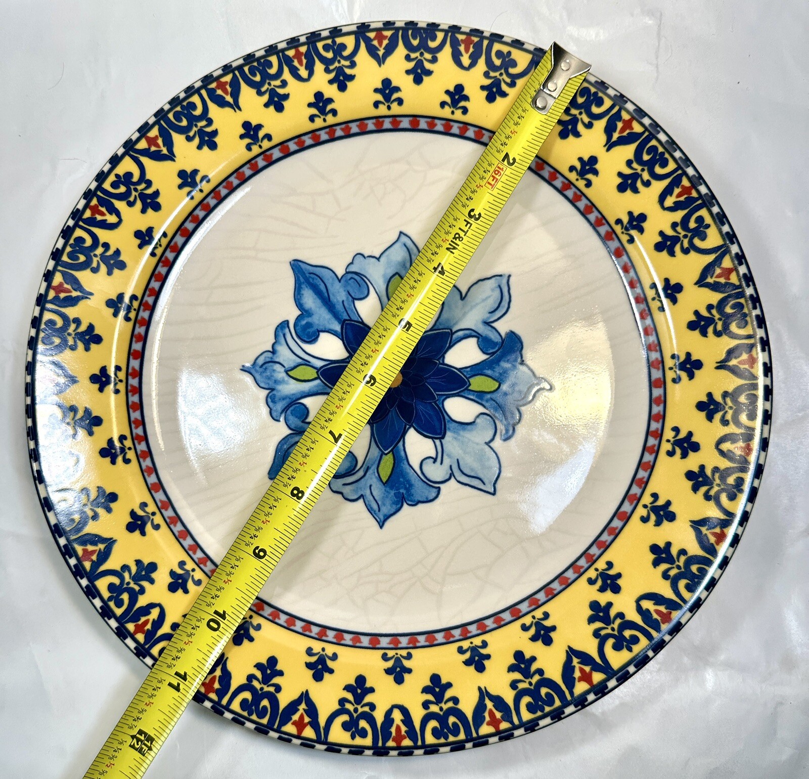 Set of Two (2) Williams-Sonoma Yellow Rim Dinner Plates Sicily, 11" Diameter - Image 4