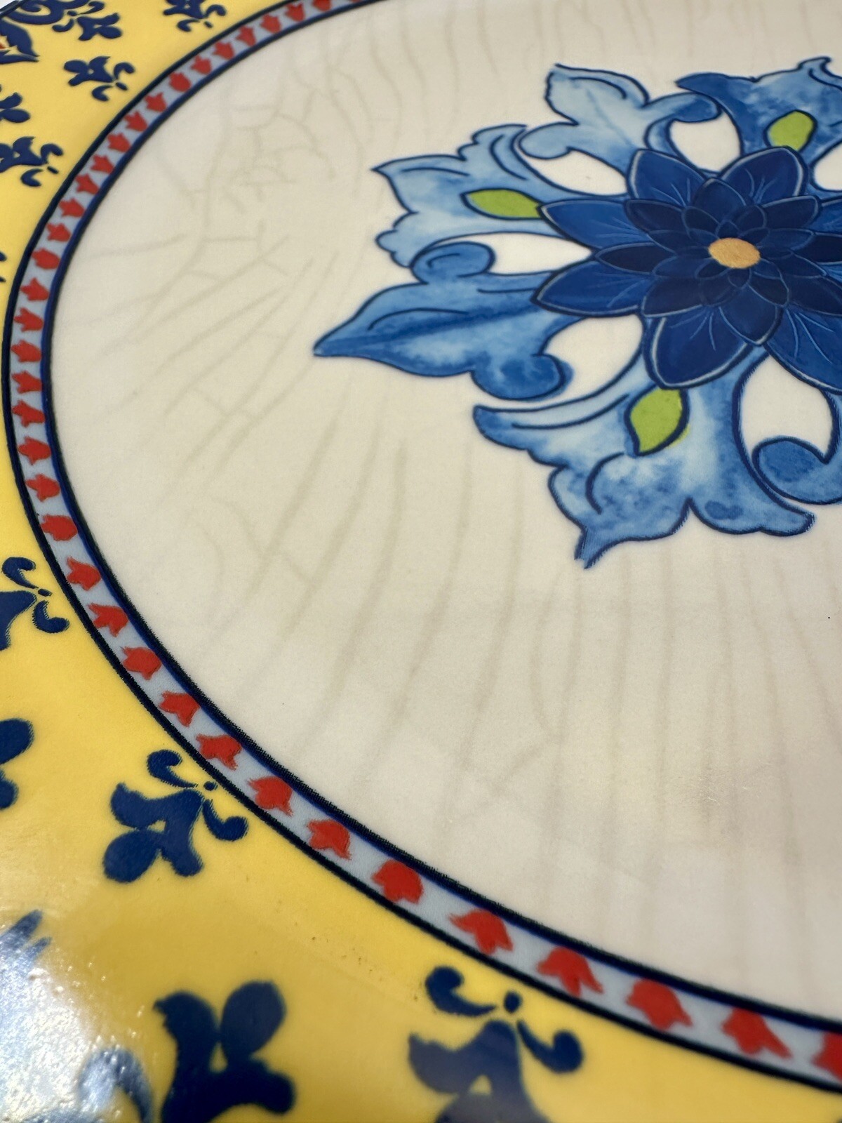 Set of Two (2) Williams-Sonoma Yellow Rim Dinner Plates Sicily, 11" Diameter - Image 5