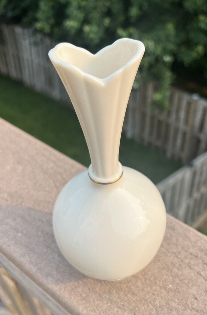 Vintage Lenox Cream Bone Bud Gold Trim Vase - 8 1/4" Tall - Immaculate - Image 1