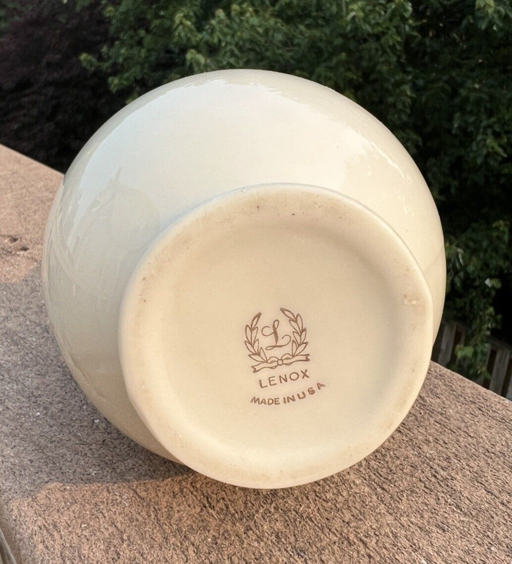 Vintage Lenox Cream Bone Bud Gold Trim Vase - 8 1/4" Tall - Immaculate - Image 2