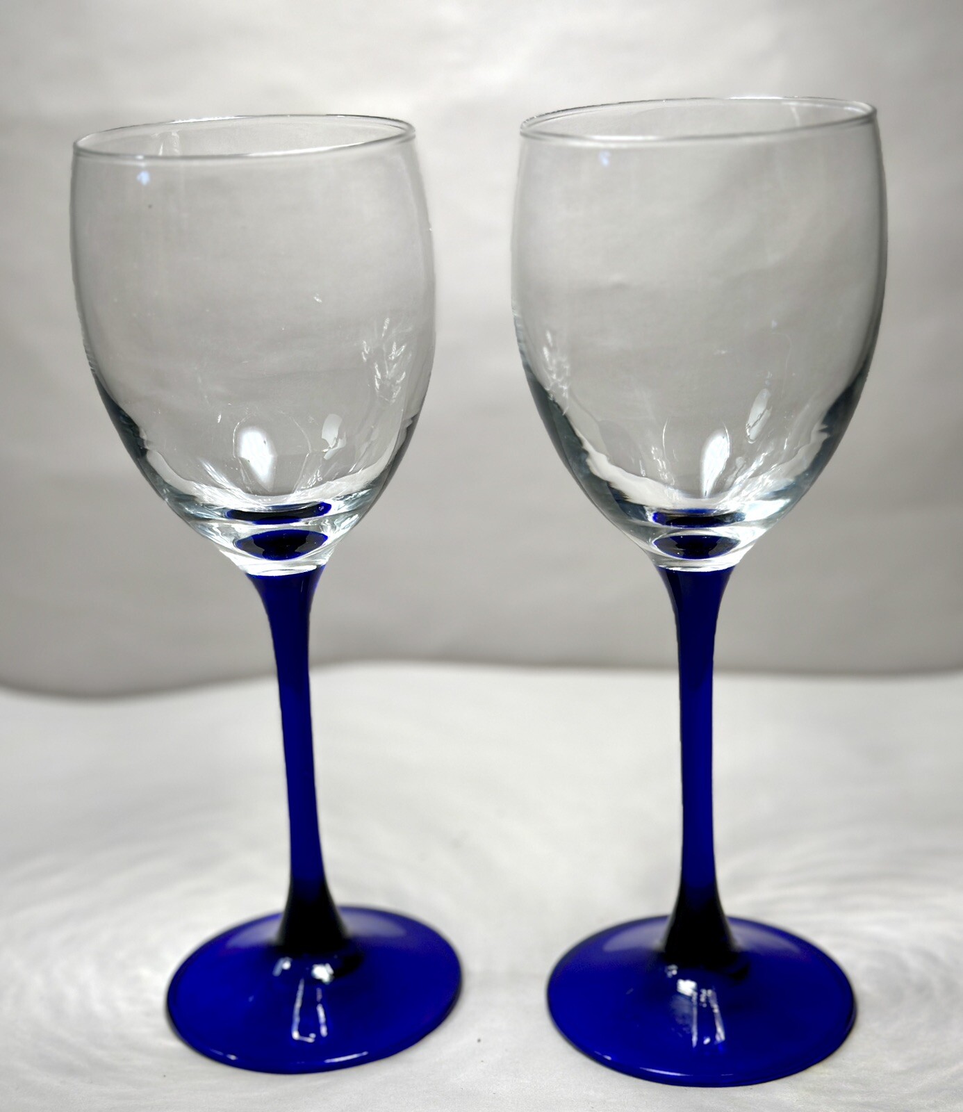 2 Cristal D'Arques Durand Luminarc NUANCE SAPPHIRE Blue Stem Claret Wine Glasses - Image 5