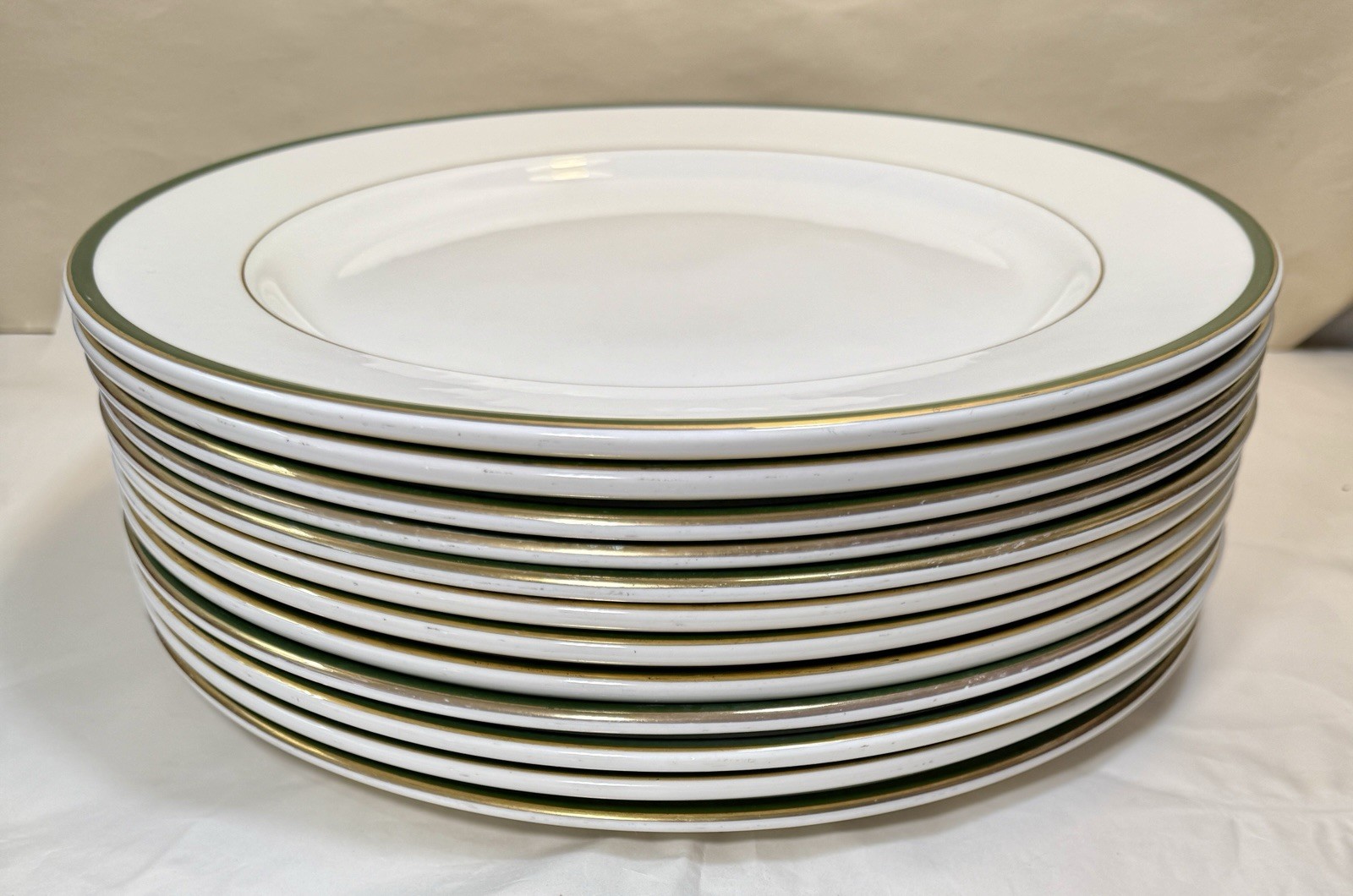 One DUDSON England 12-1/2" FINE CHINA Dinner Plate - EUC - Green Gold Trim - Image 1