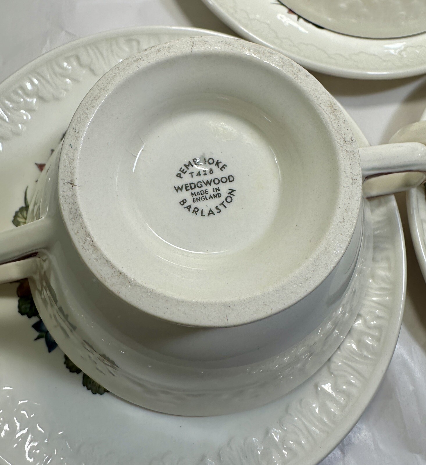 Two (2) Wedgwood Corinthian "Pembroke" Footed Cream Soups Bowls and Saucers - Image 9