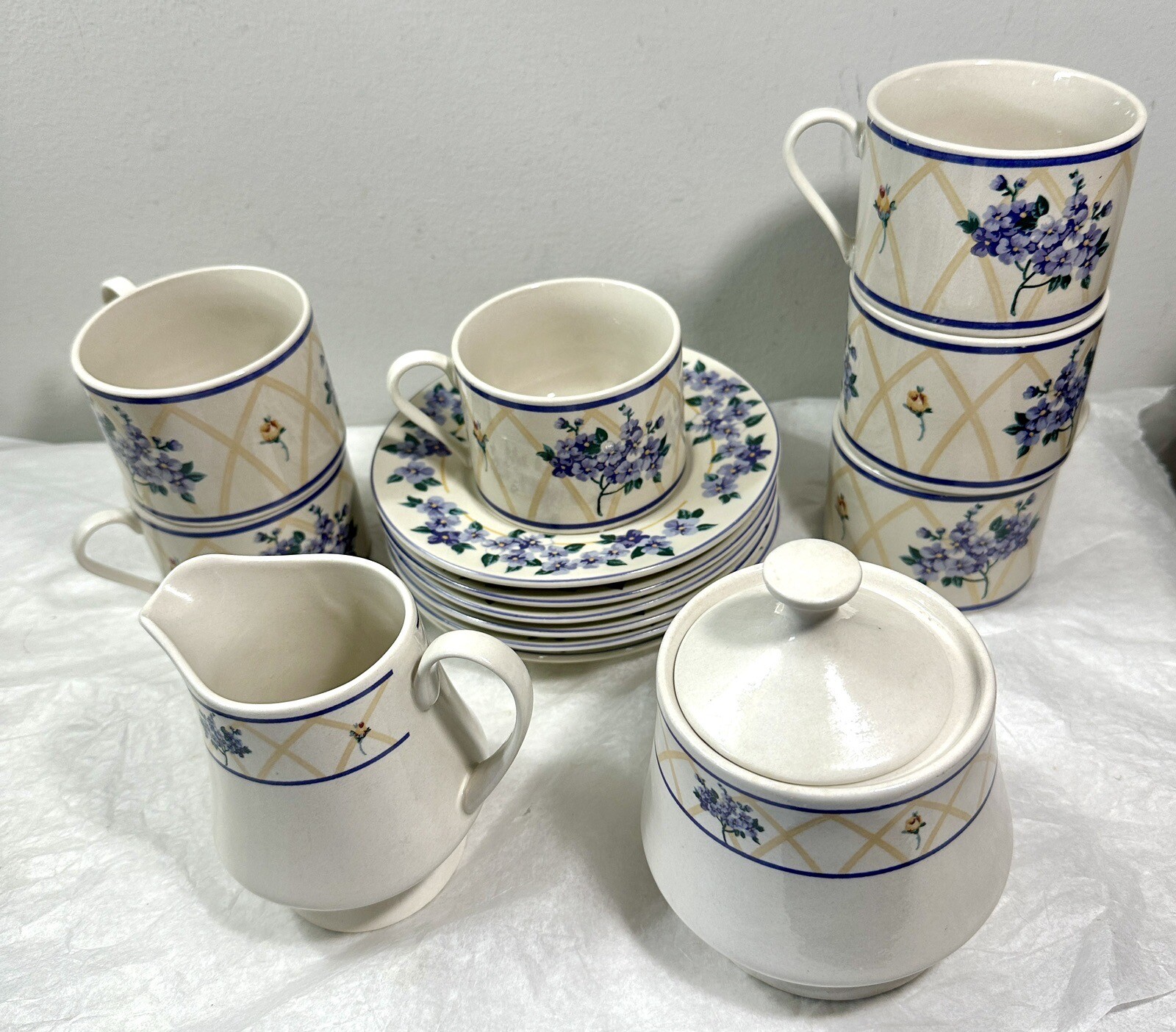 Six (6) Farberware Hydrangea Cups & Saucers Plus Sugar Bowl and Creamer