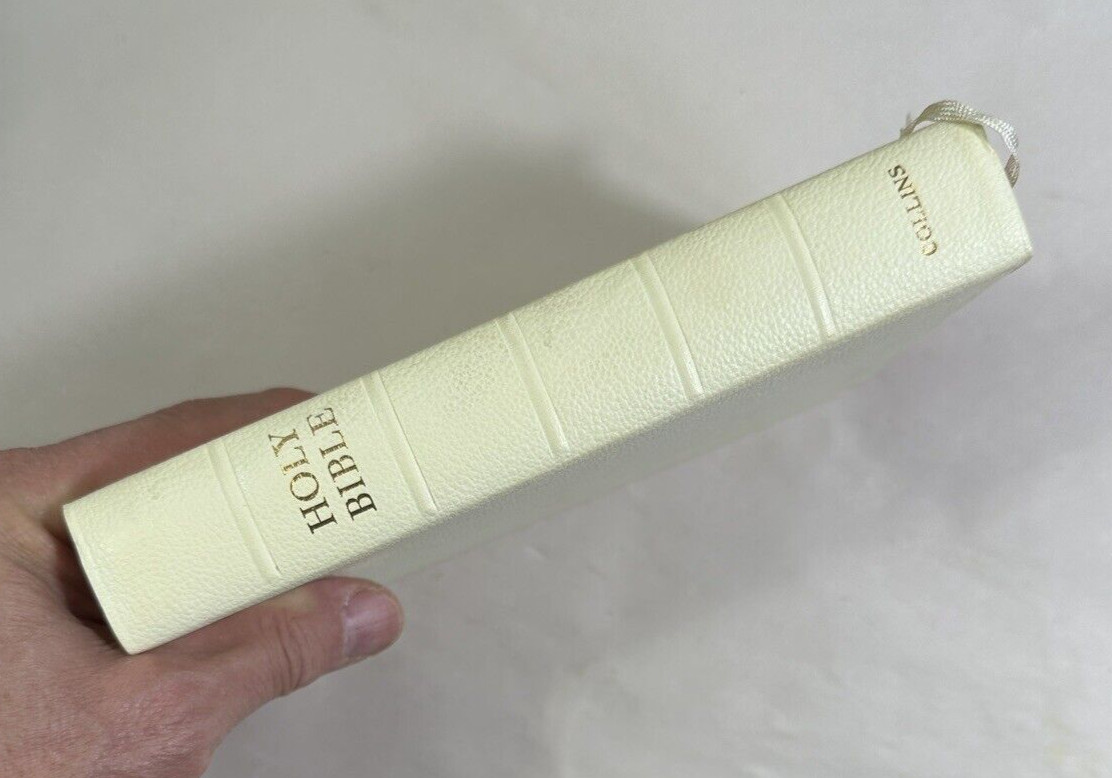 Vintage 1957 Holy Bible - Collins Clear-Type Press - UK - Immaculate - Image 6