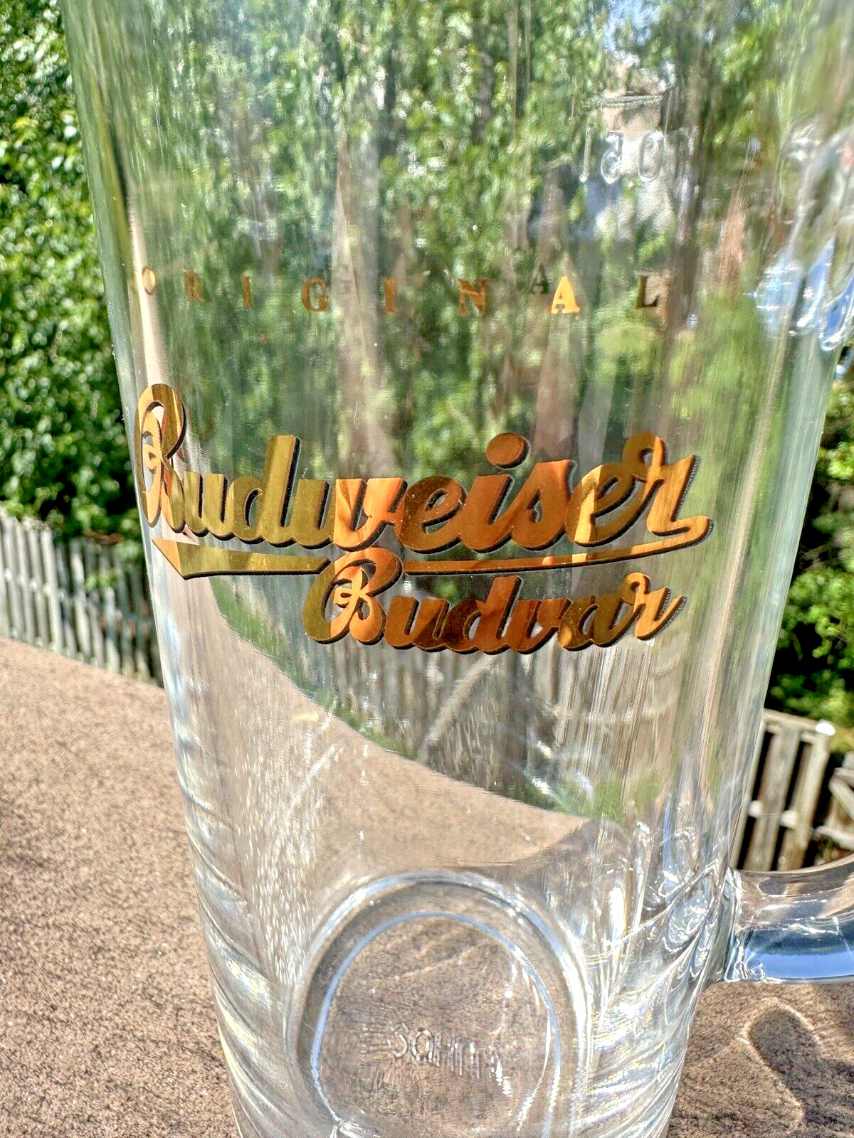 Budweiser-Budvar Czech Beer Glass Circa 1980s - 17 ounces - Image 2