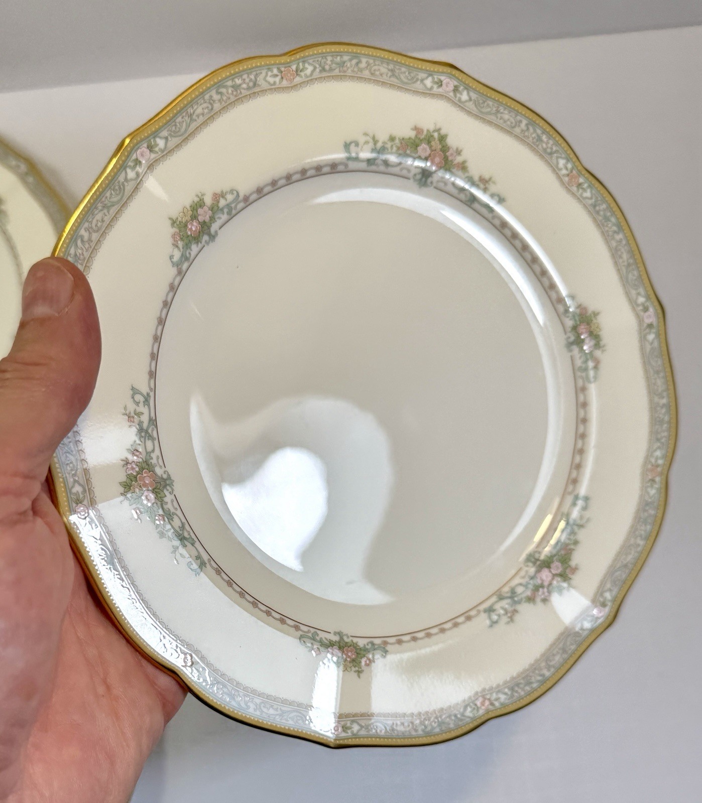 Mikasa Bridal Bouquet Bread / Salad Plates - Set of Four - 7-1/2" - CAP08 - Image 2