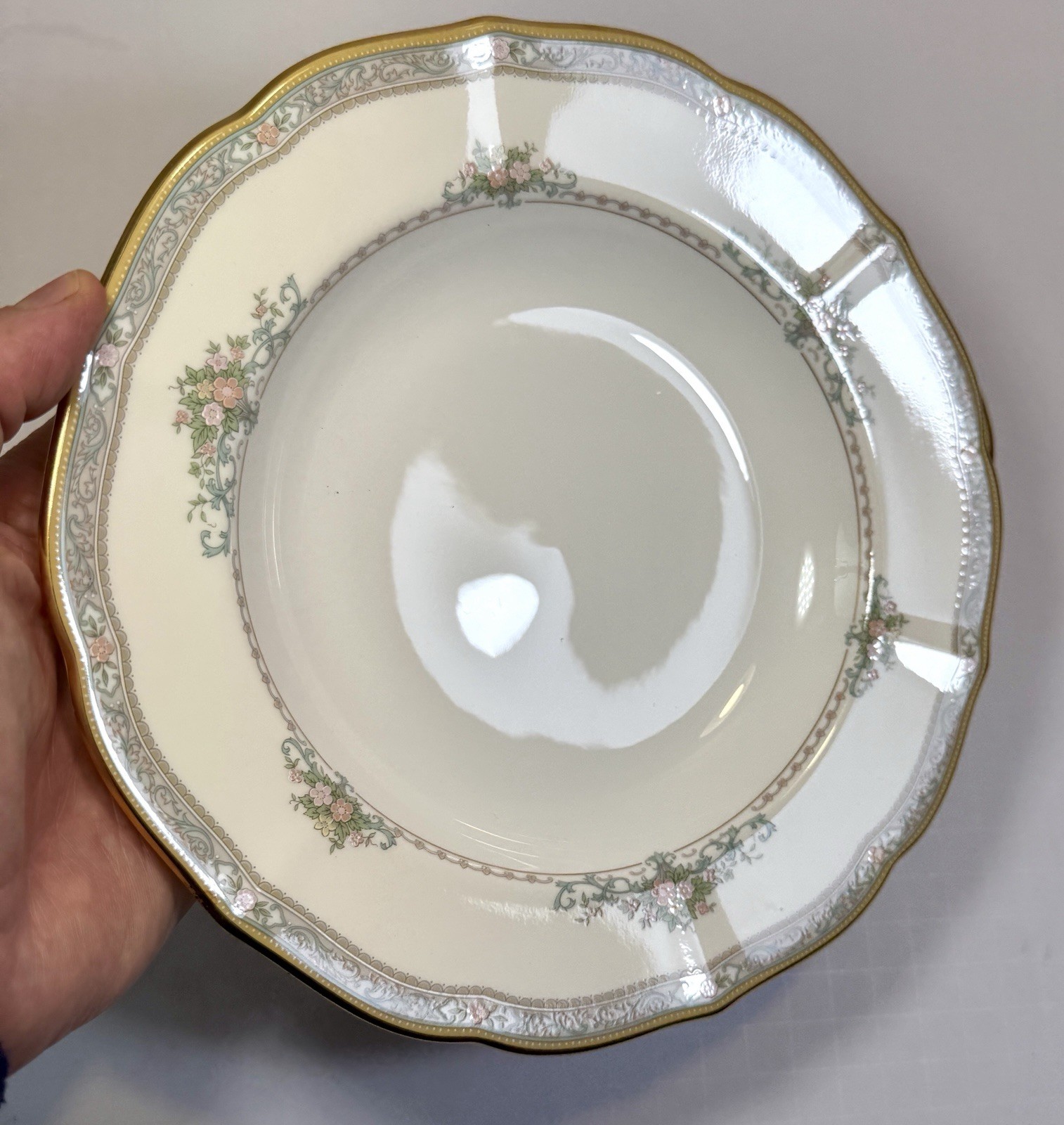 Set of 4 Mikasa Bone China Bridal Bouquet Rimmed Soup - 8-7/8" - UNUSED NOS - Image 1