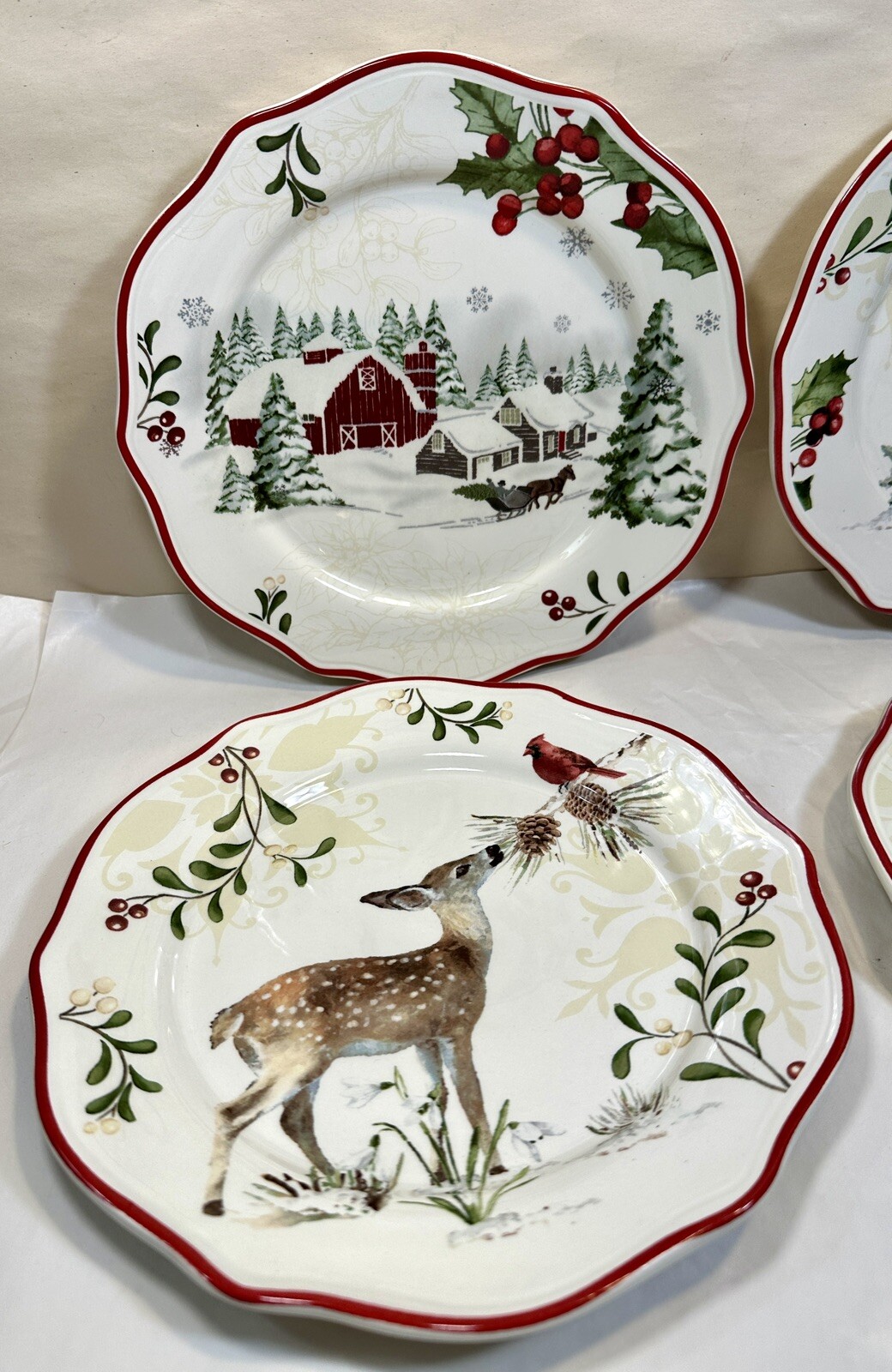 Set of 4 Better Homes Heritage Christmas Holiday Plates: New with Tags - Image 3