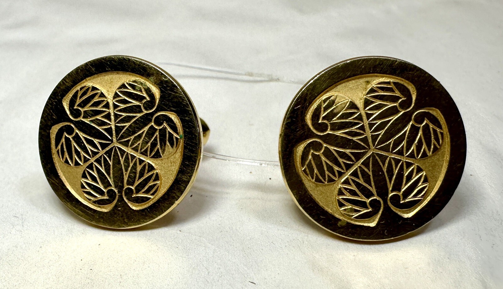 Family Crest Japan Samurai Emblem Mitsuba-Aoi Three Hollyhock Leaves Cufflinks - Image 4