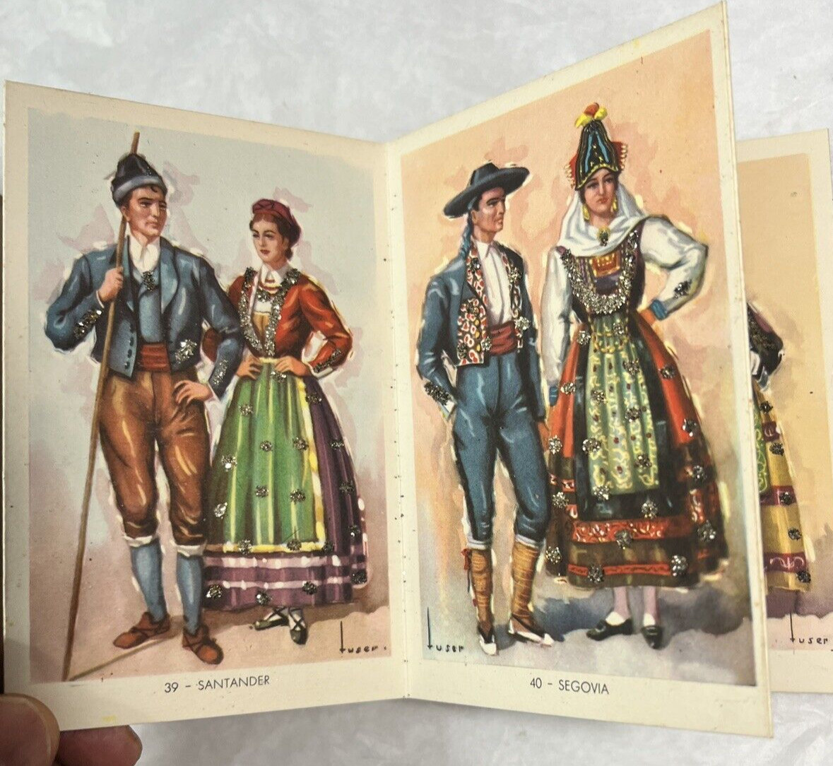 Trajes Tipicos Españoles - Notebook of 50 Postcards - Video - Image 12