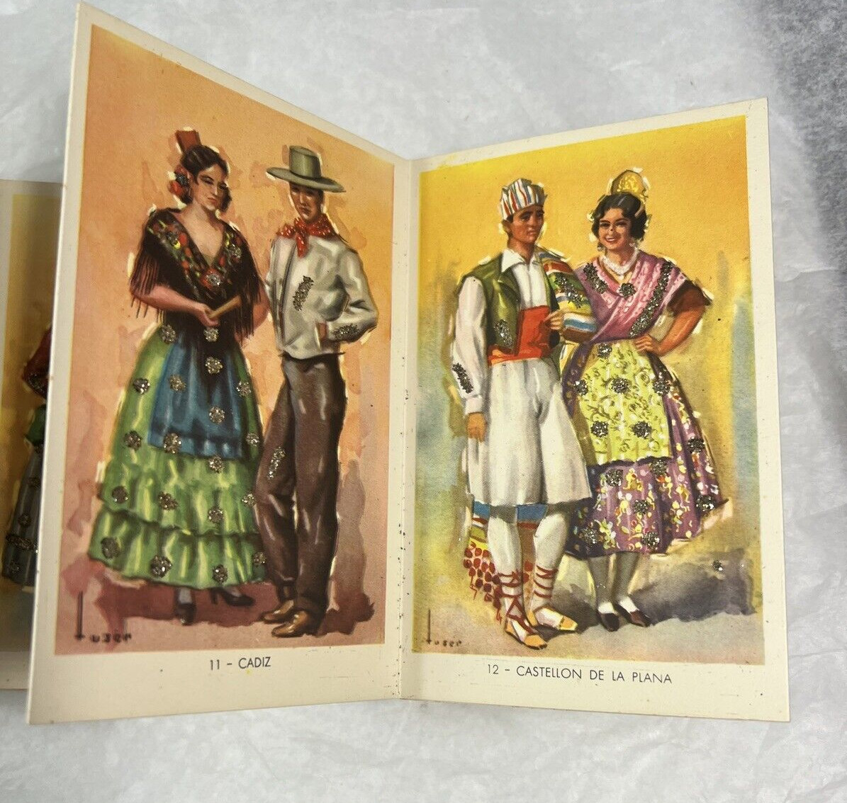 Trajes Tipicos Españoles - Notebook of 50 Postcards - Video - Image 20