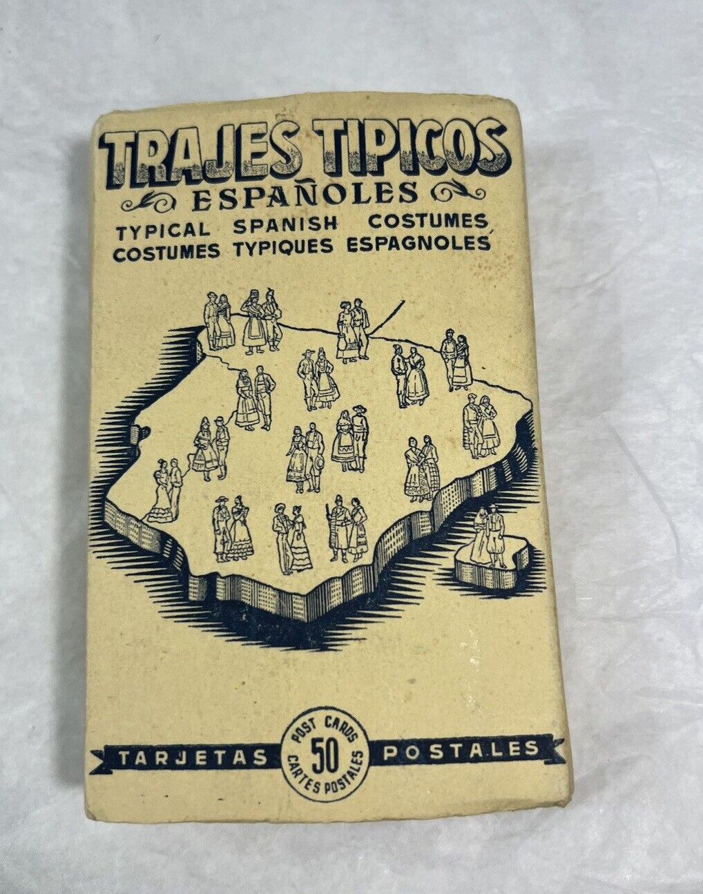 Trajes Tipicos Españoles - Notebook of 50 Postcards - Video - Image 2